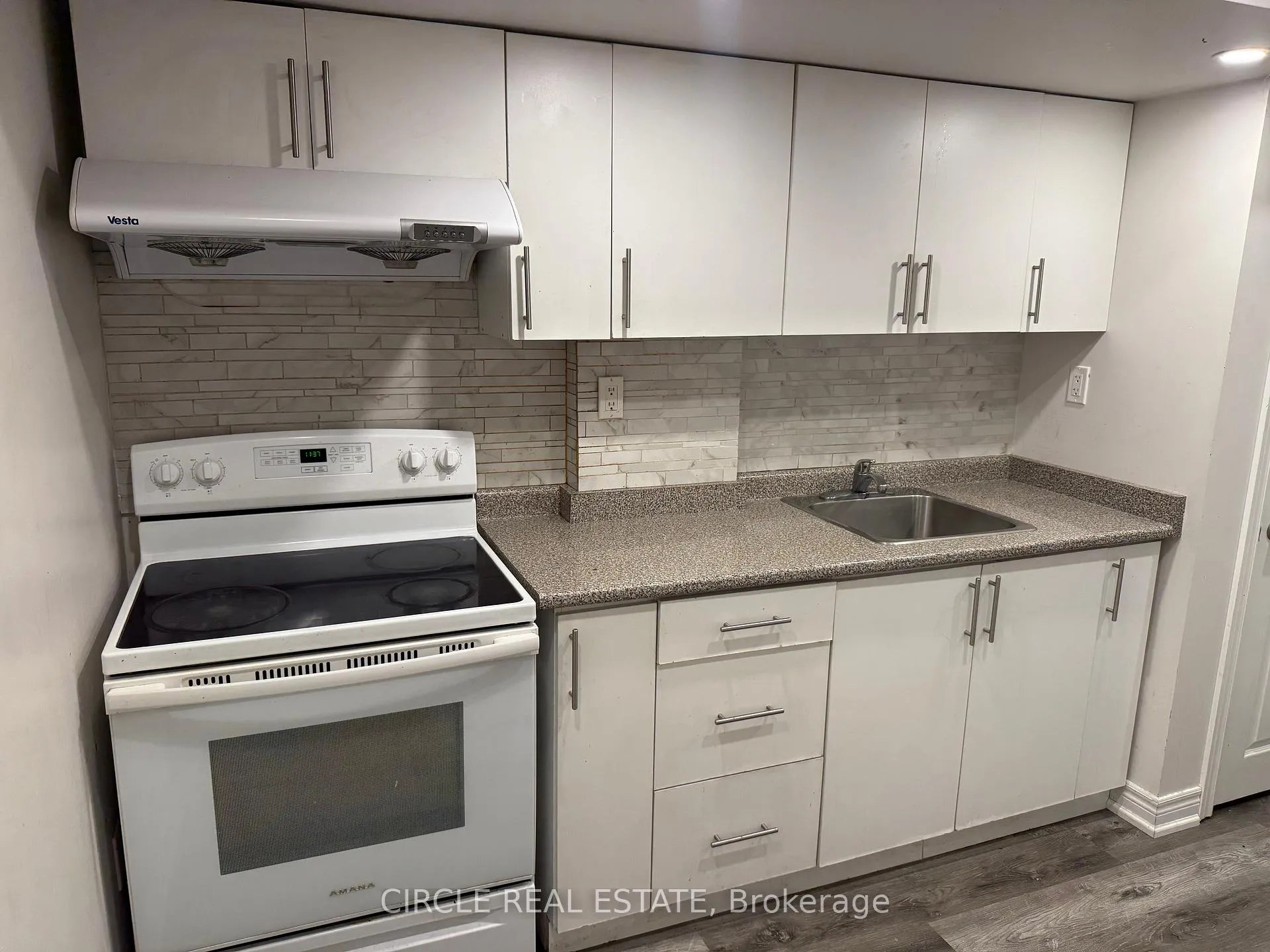 Photo 7 of Unit Basement, 36 Geranium Crescent, Brampton, Bram West — HOMEH