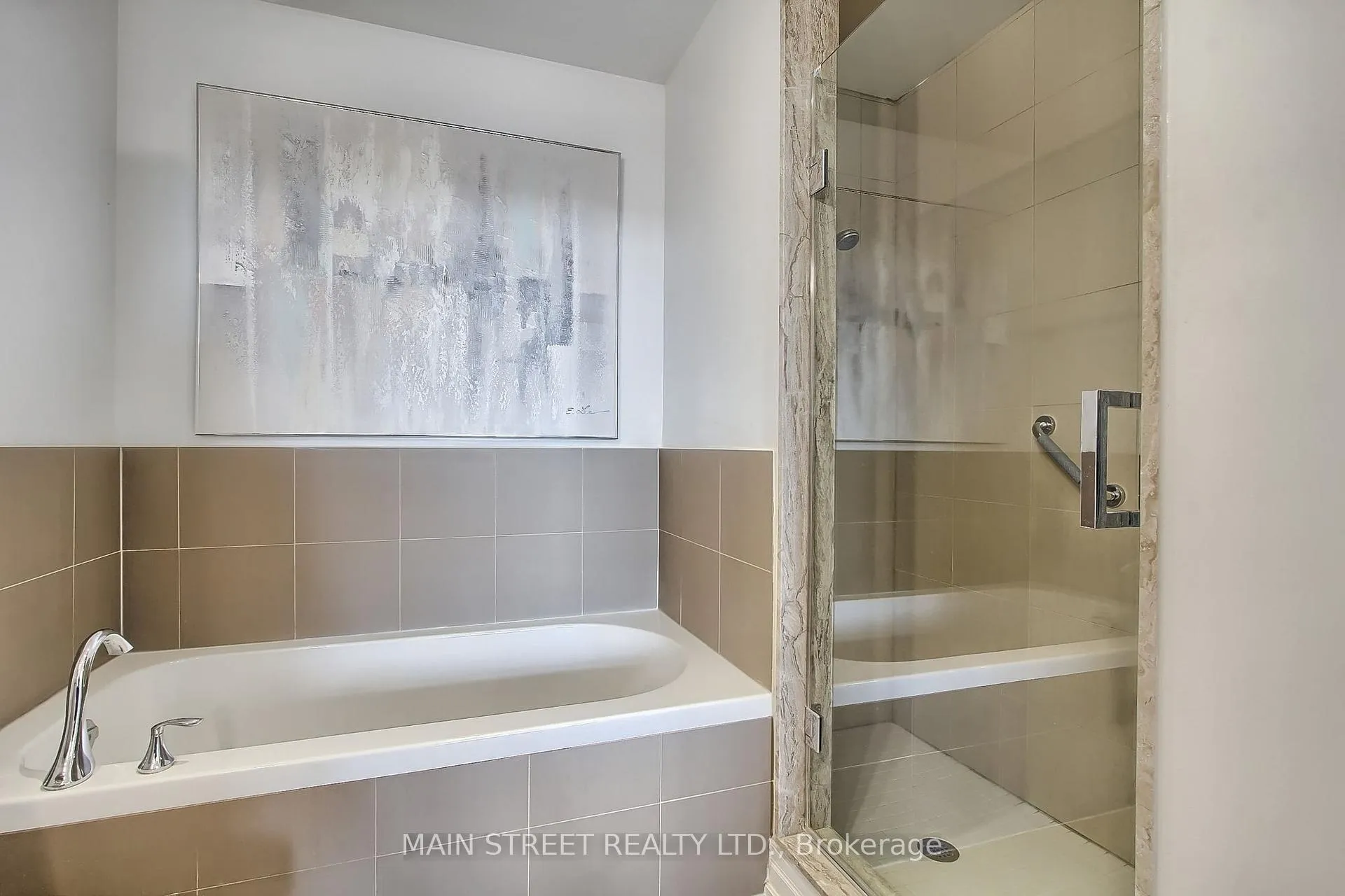 Photo 21 of Unit 320, 111 Civic Square Gate W, Aurora, Bayview Wellington — HOMEH
