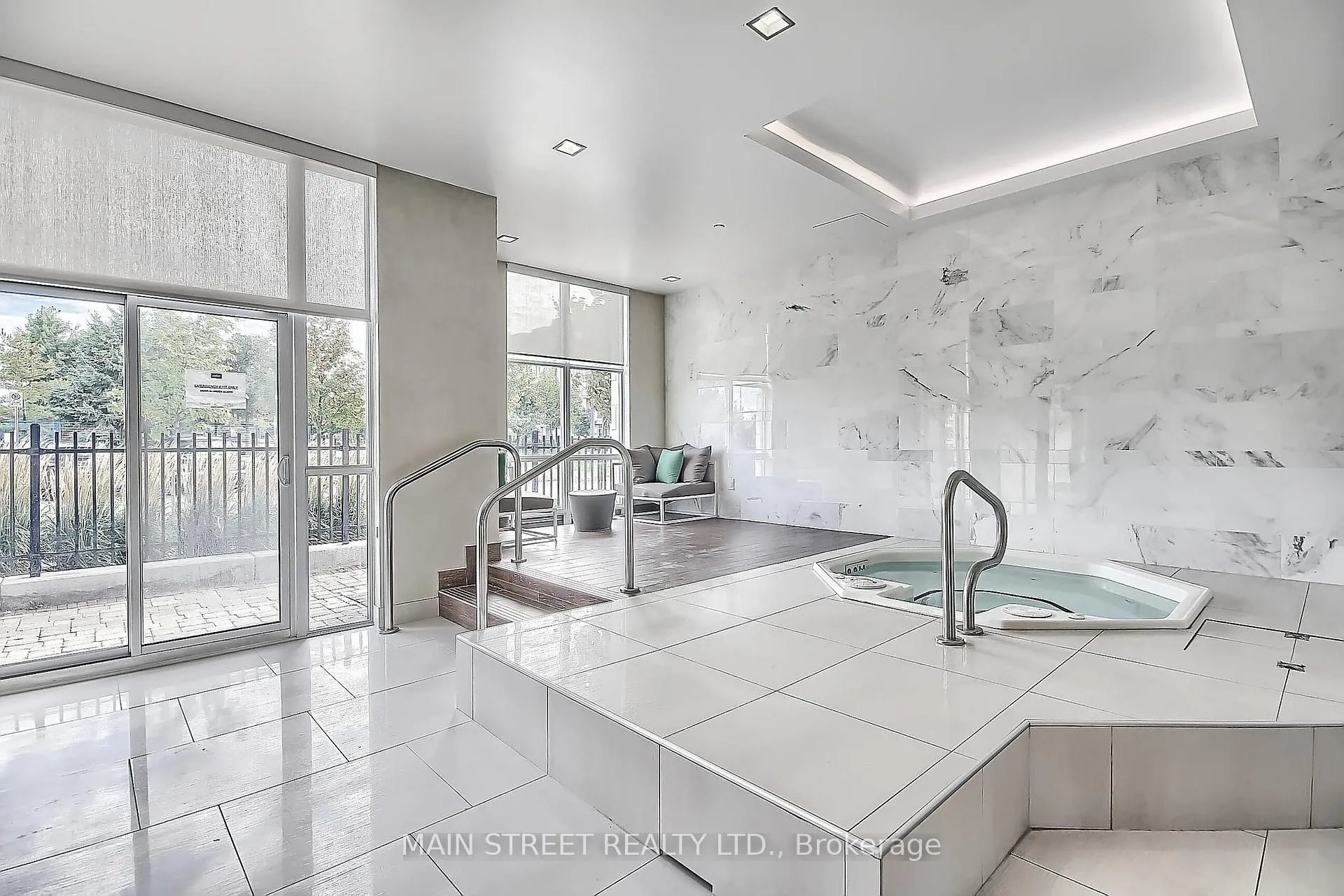 Photo 37 of Unit 320, 111 Civic Square Gate W, Aurora, Bayview Wellington — HOMEH