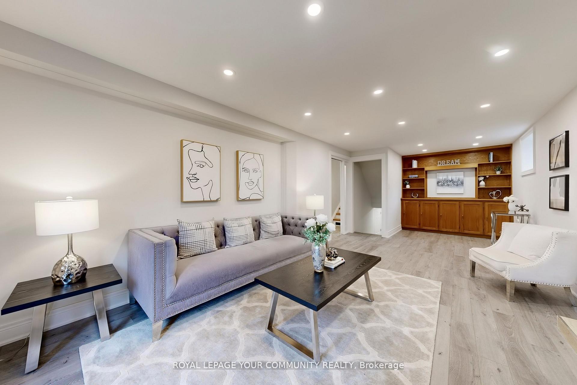 Photo 2 of 2 Charlotte Court, Barrie, Letitia Heights — HOMEH