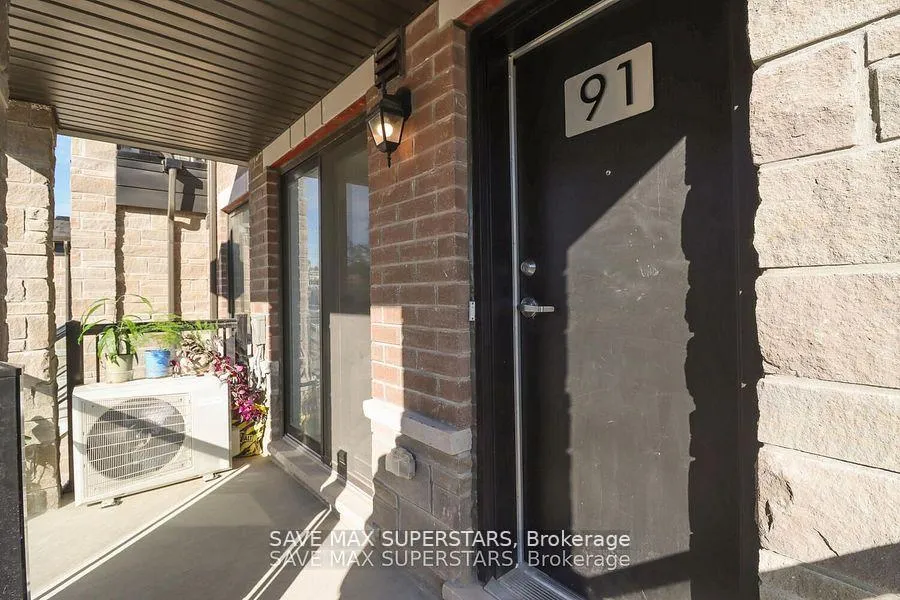 Photo 3 of 91 Appletree Lane, Barrie, Innis-Shore — HOMEH