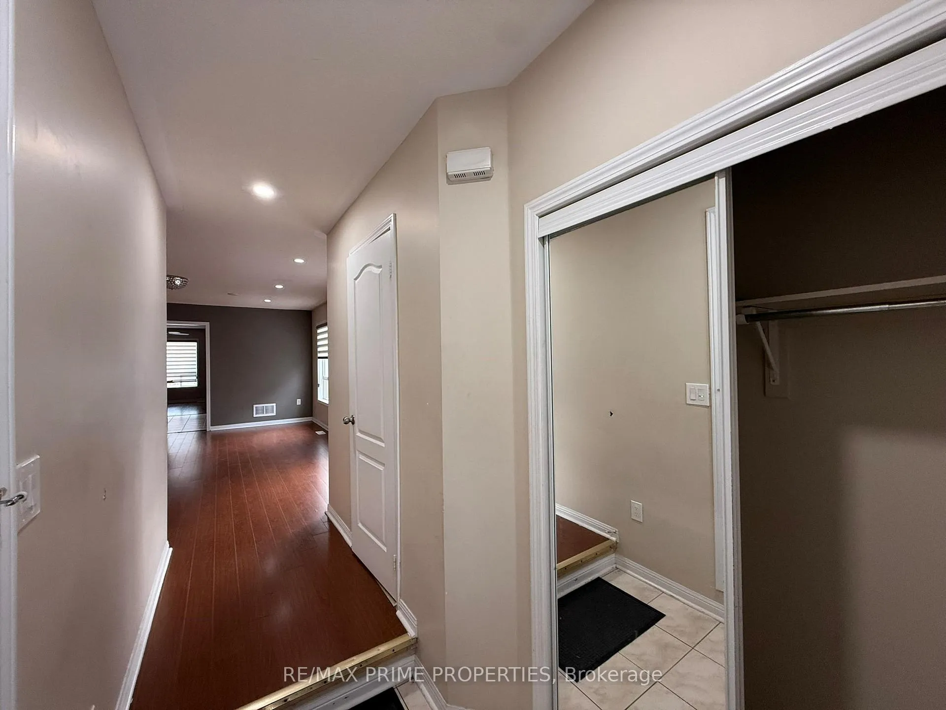 Photo 5 of 20 Murphy Road, Brampton, Gore Industrial North — HOMEH