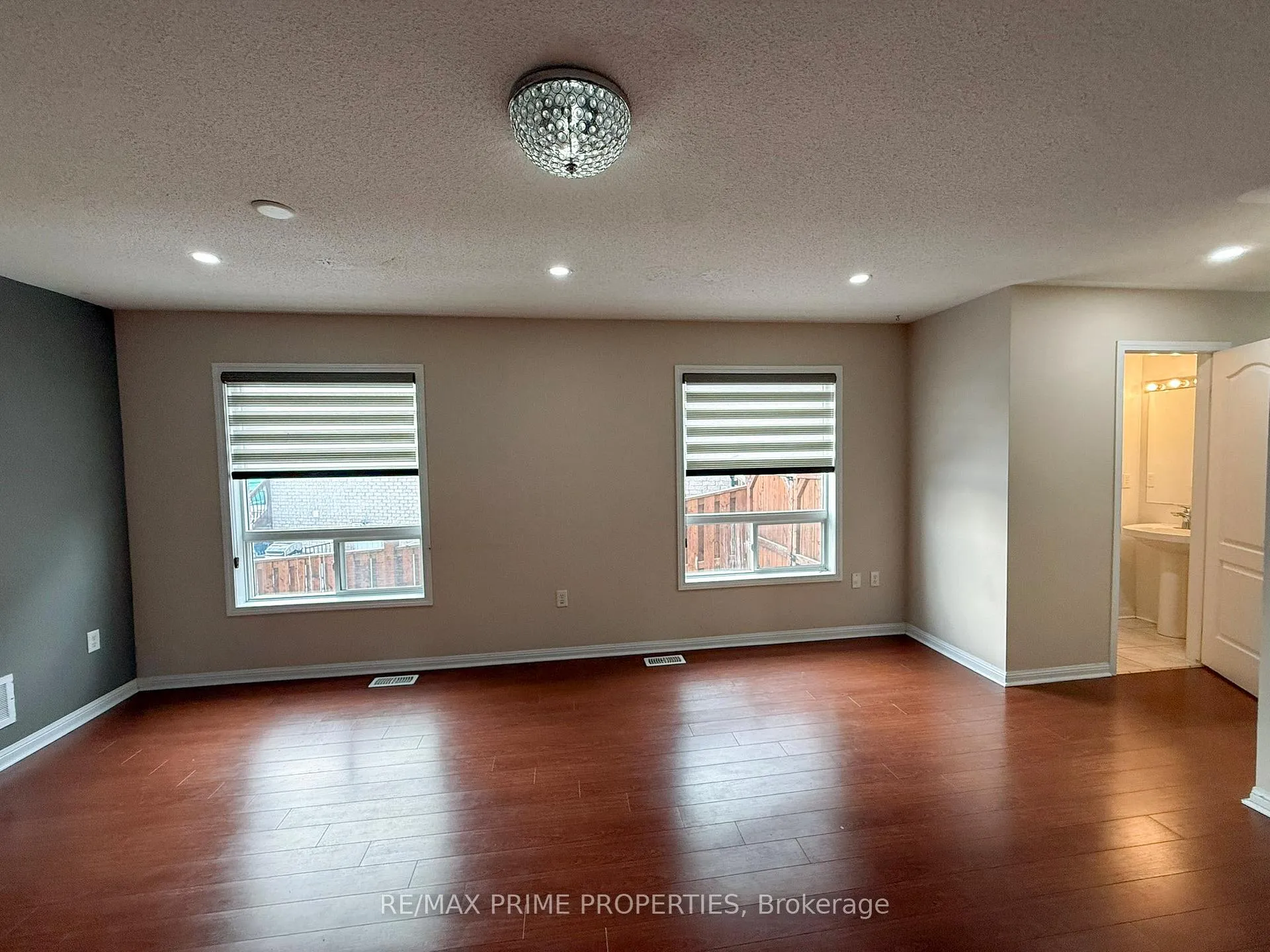 Photo 11 of 20 Murphy Road, Brampton, Gore Industrial North — HOMEH