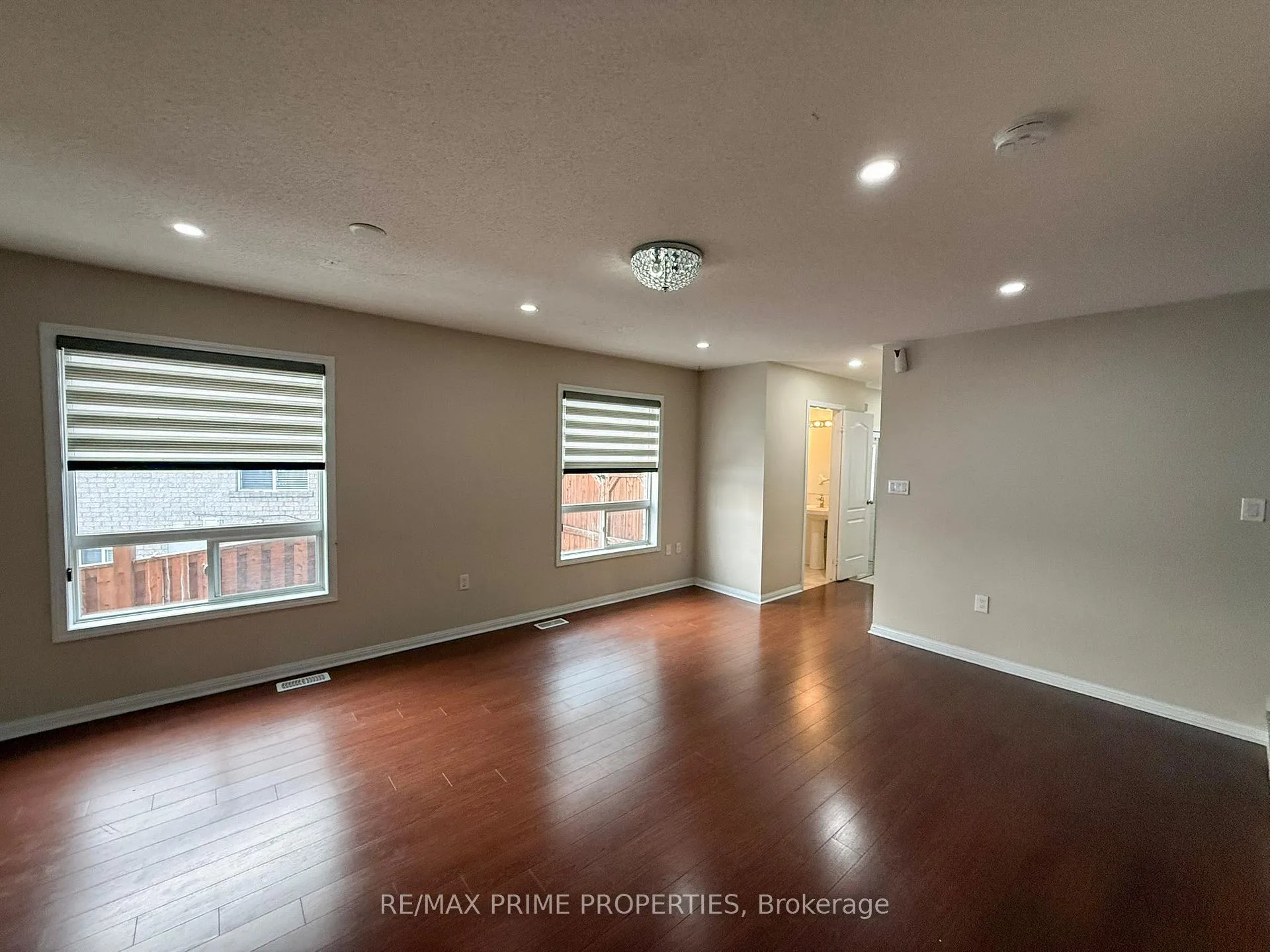 Photo 14 of 20 Murphy Road, Brampton, Gore Industrial North — HOMEH