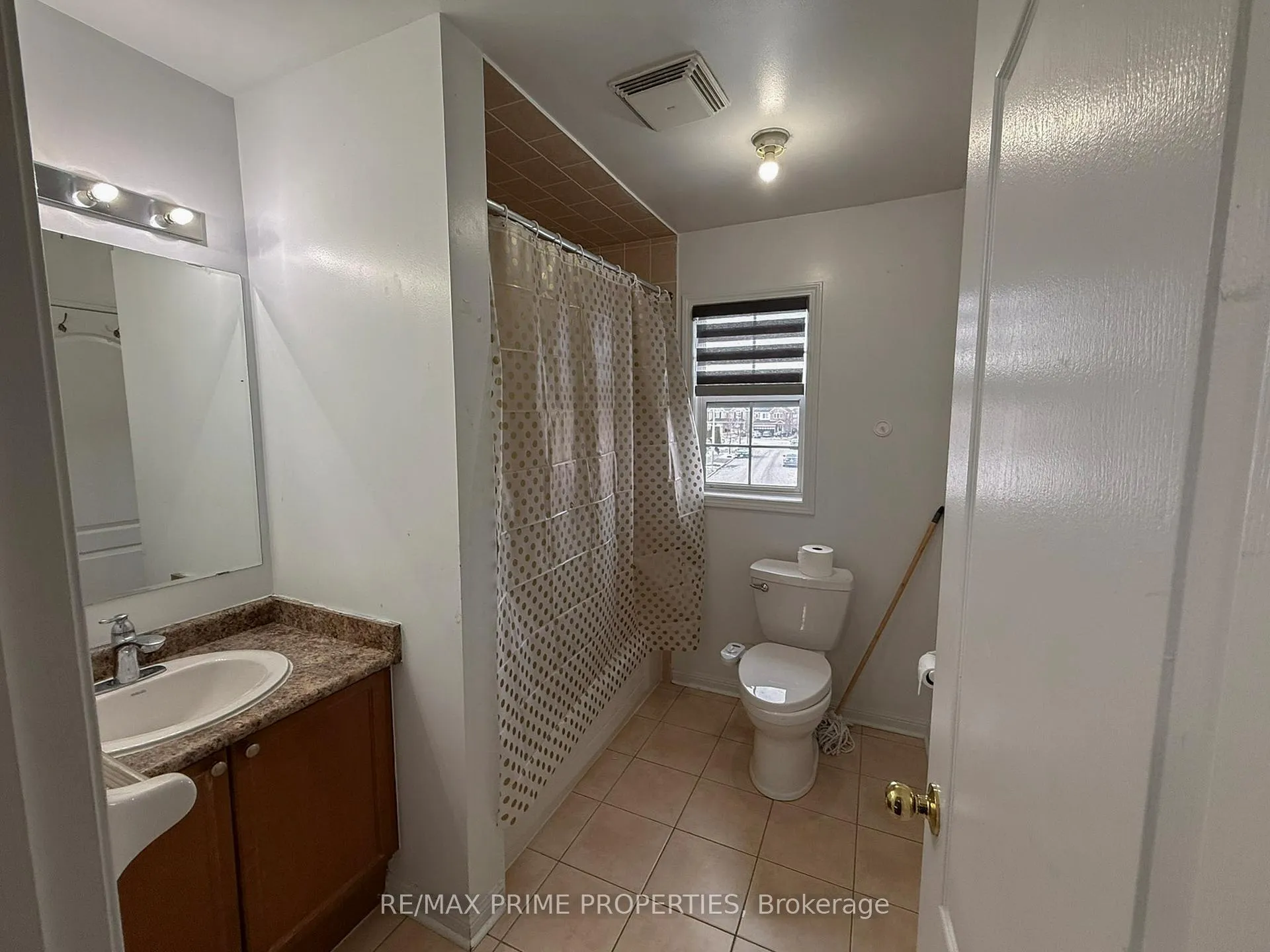 Photo 38 of 20 Murphy Road, Brampton, Gore Industrial North — HOMEH