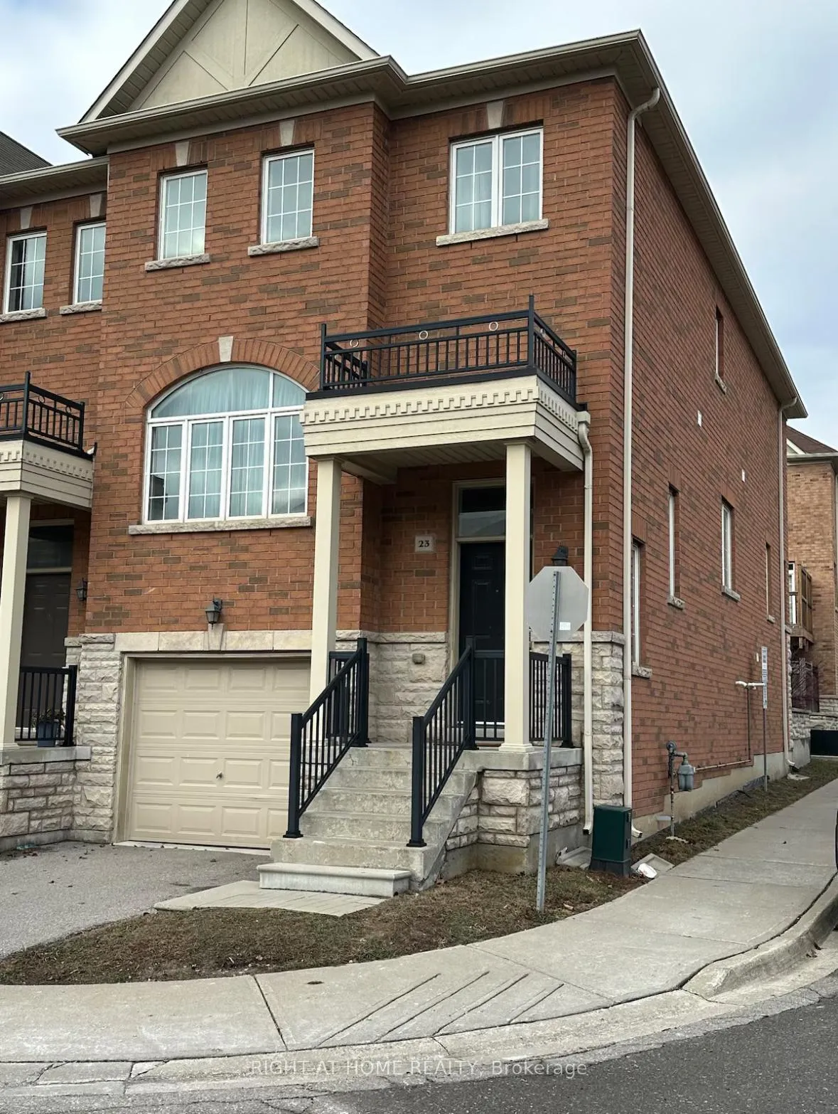 Front of Unit 23, 8777 Dufferin Street