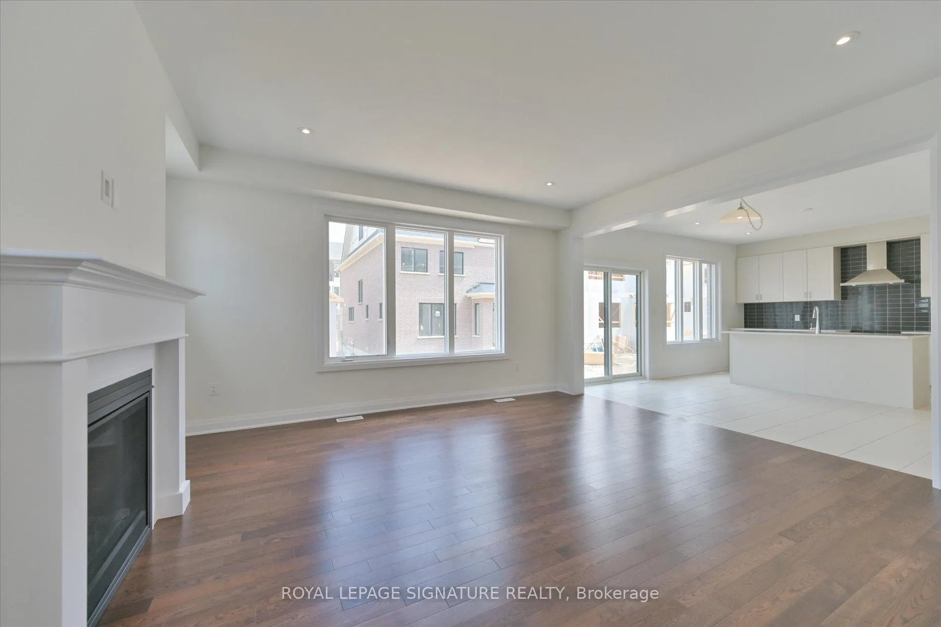 Photo 6 of 5 Oceanic Avenue, Brampton, Northwest Brampton — HOMEH