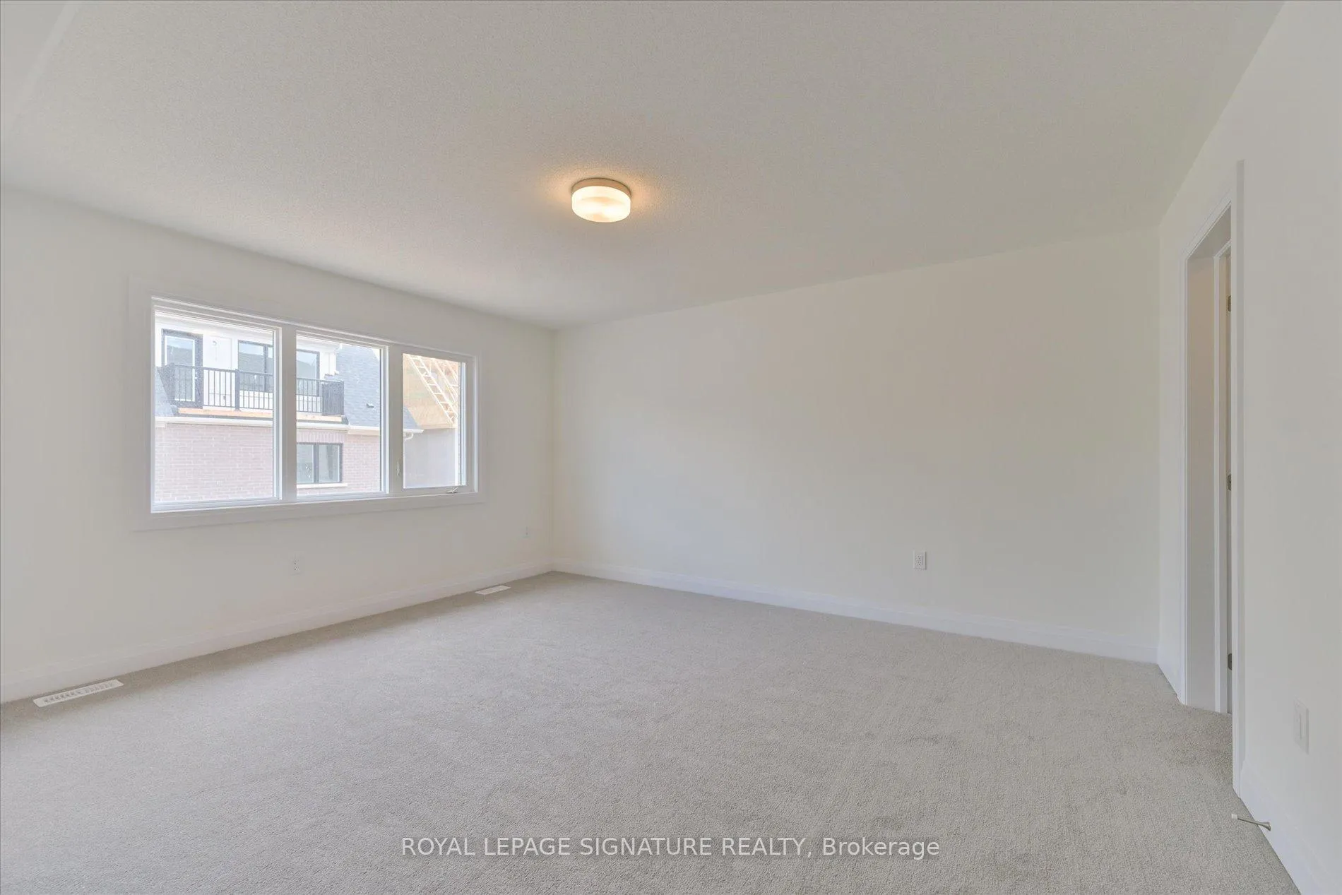 Photo 15 of 5 Oceanic Avenue, Brampton, Northwest Brampton — HOMEH