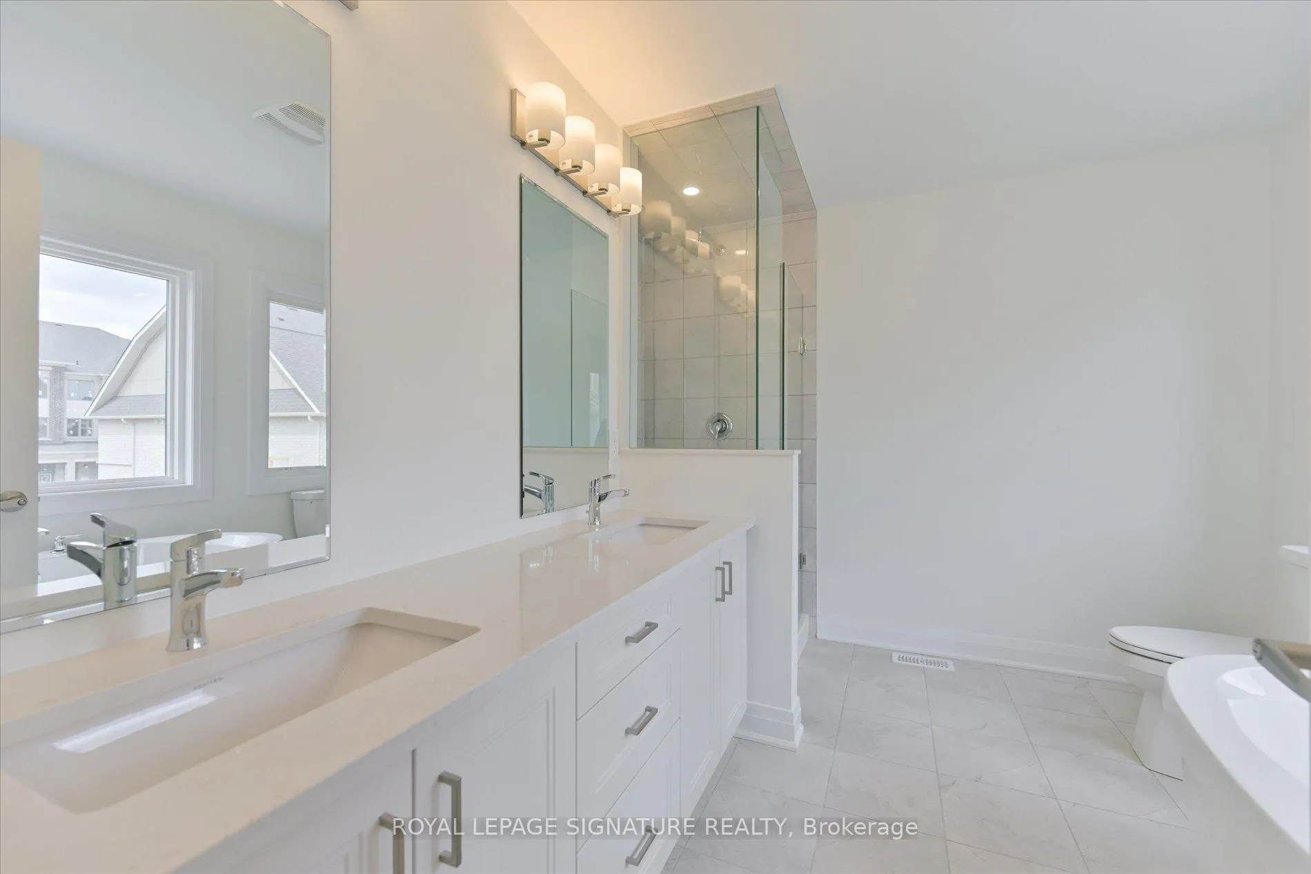 Photo 17 of 5 Oceanic Avenue, Brampton, Northwest Brampton — HOMEH