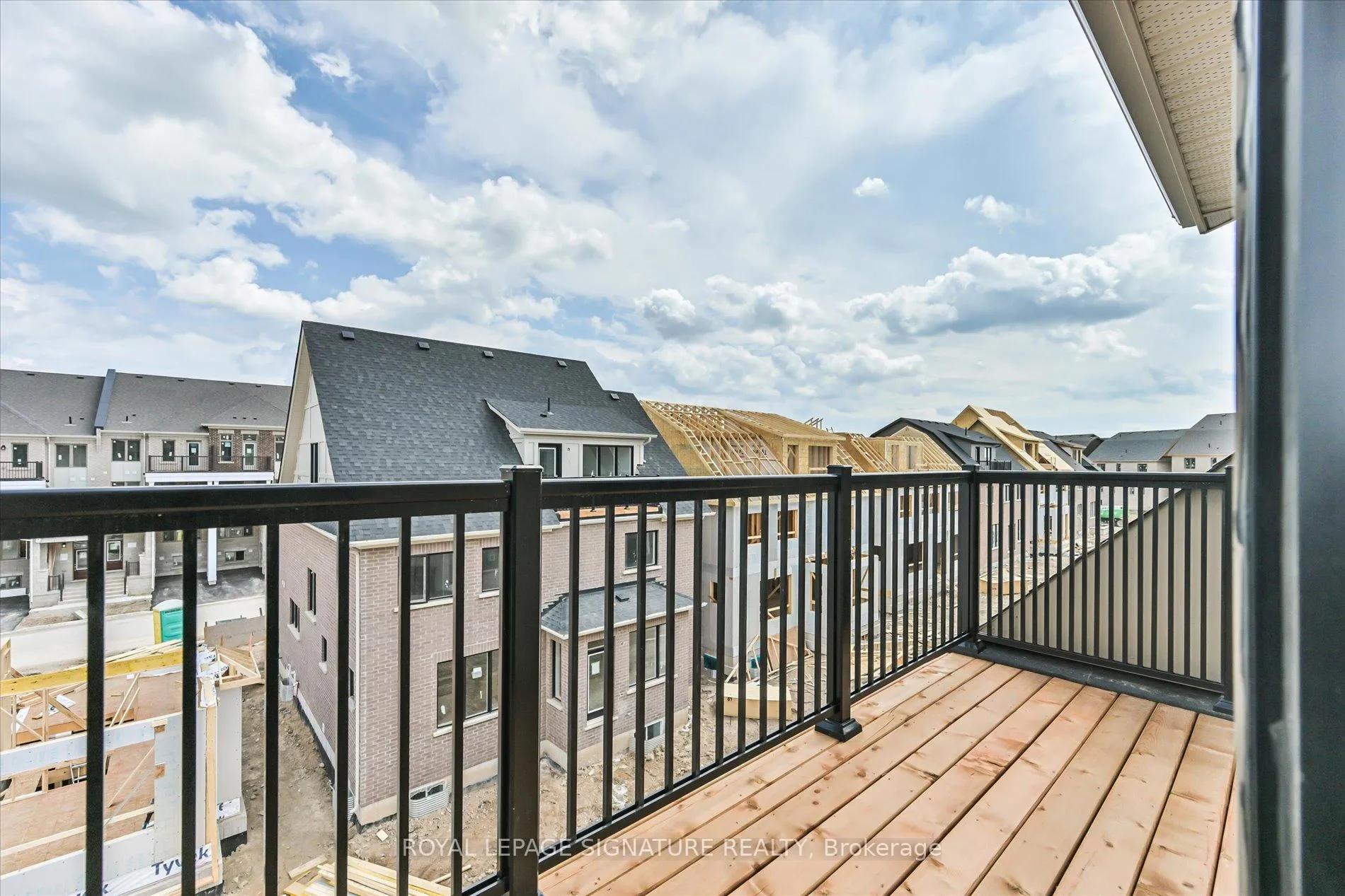 Photo 28 of 5 Oceanic Avenue, Brampton, Northwest Brampton — HOMEH