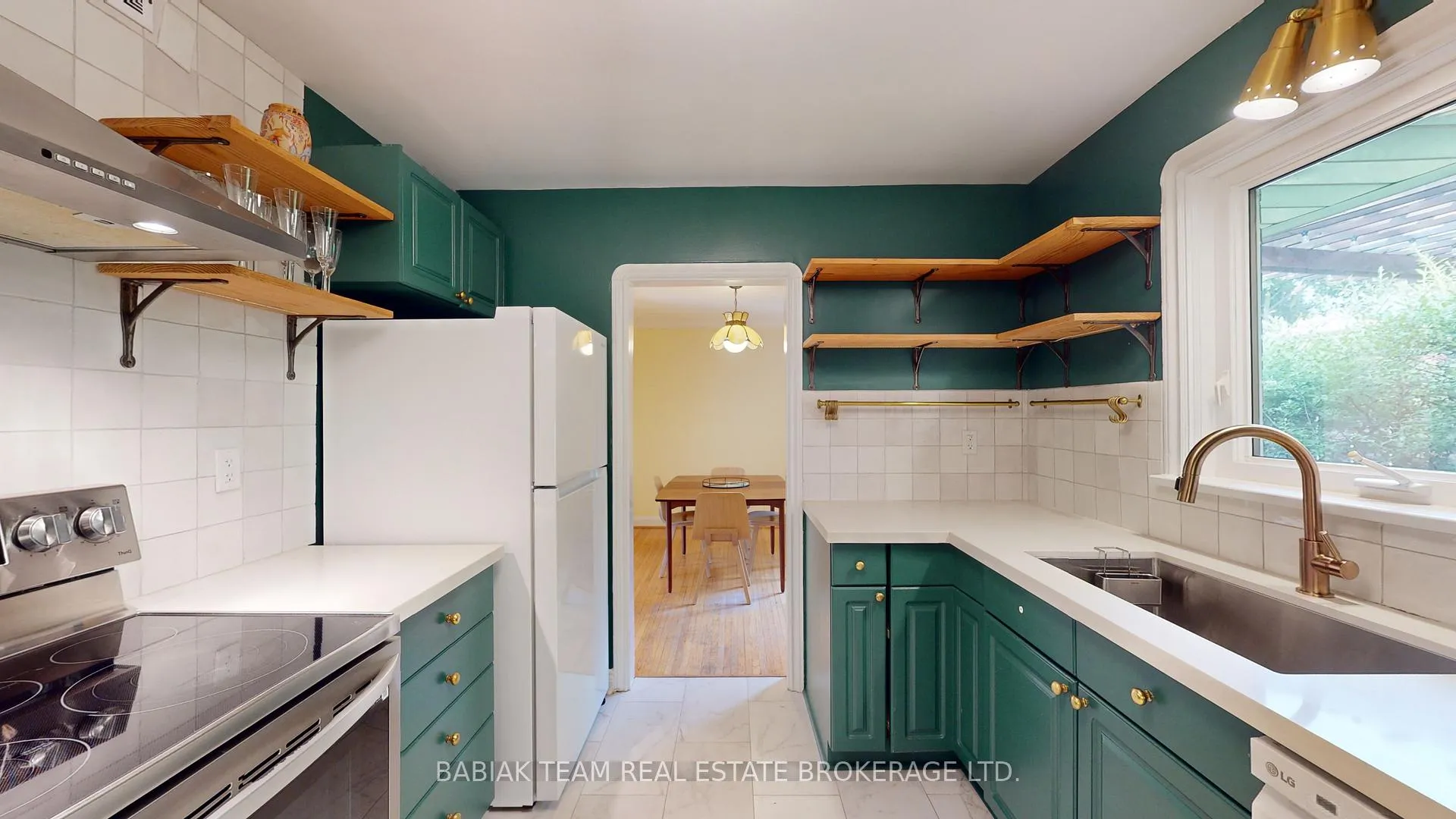 Photo 13 of 48 Kirk Bradden Road E, Etobicoke, Stonegate-Queensway — HOMEH