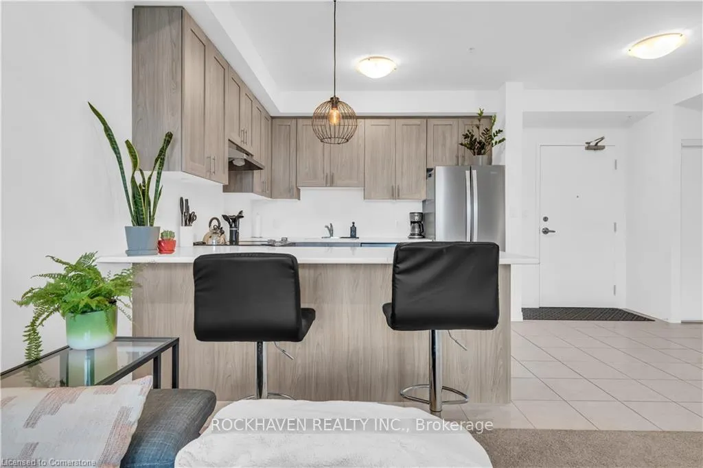 Photo 4 of Unit 212, 5 Hamilton Street N, Hamilton, Waterdown — HOMEH