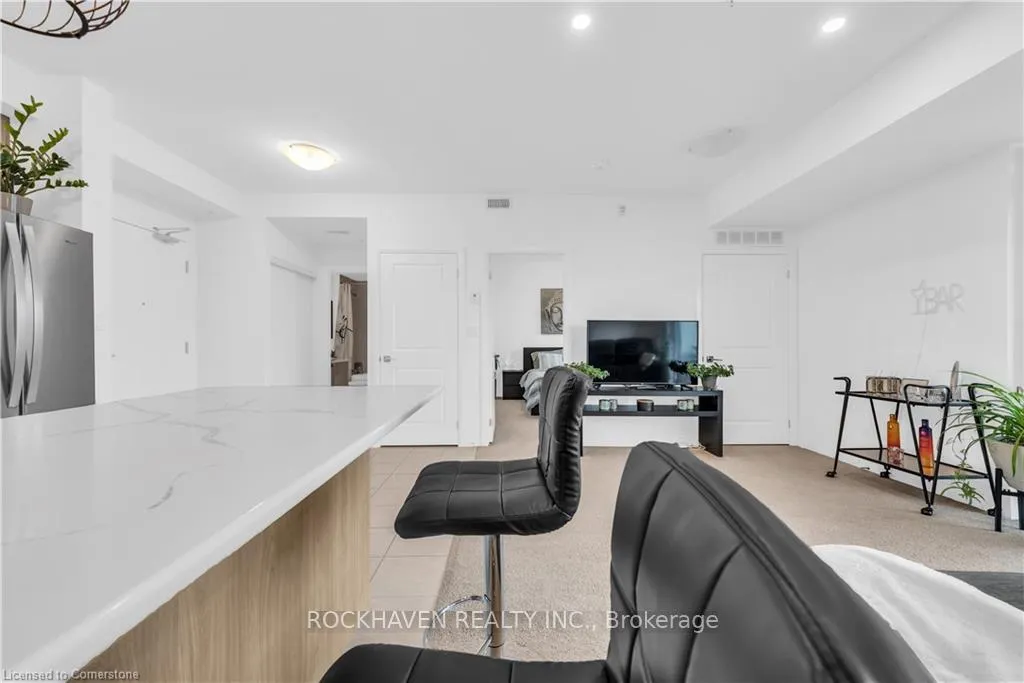 Photo 8 of Unit 212, 5 Hamilton Street N, Hamilton, Waterdown — HOMEH