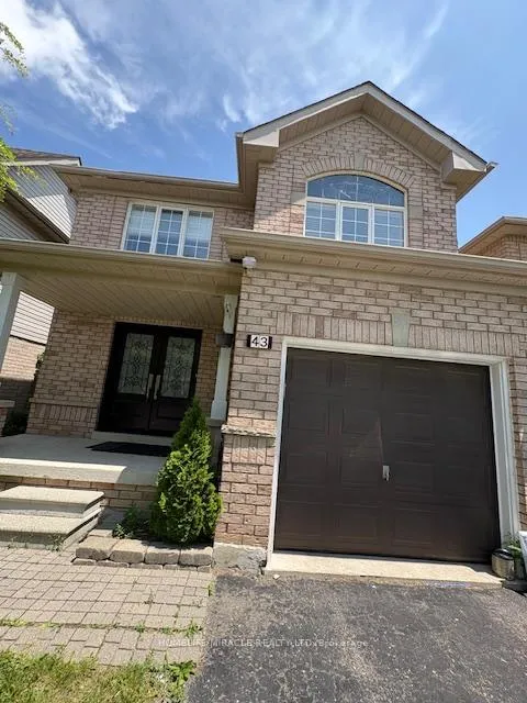 Photo 1 of 43 Allangrove Drive, Brampton, Fletcher's Meadow — HOMEH