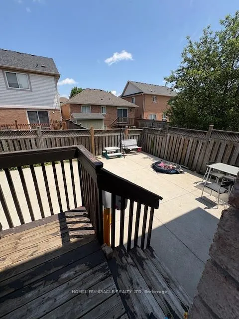 Photo 48 of 43 Allangrove Drive, Brampton, Fletcher's Meadow — HOMEH