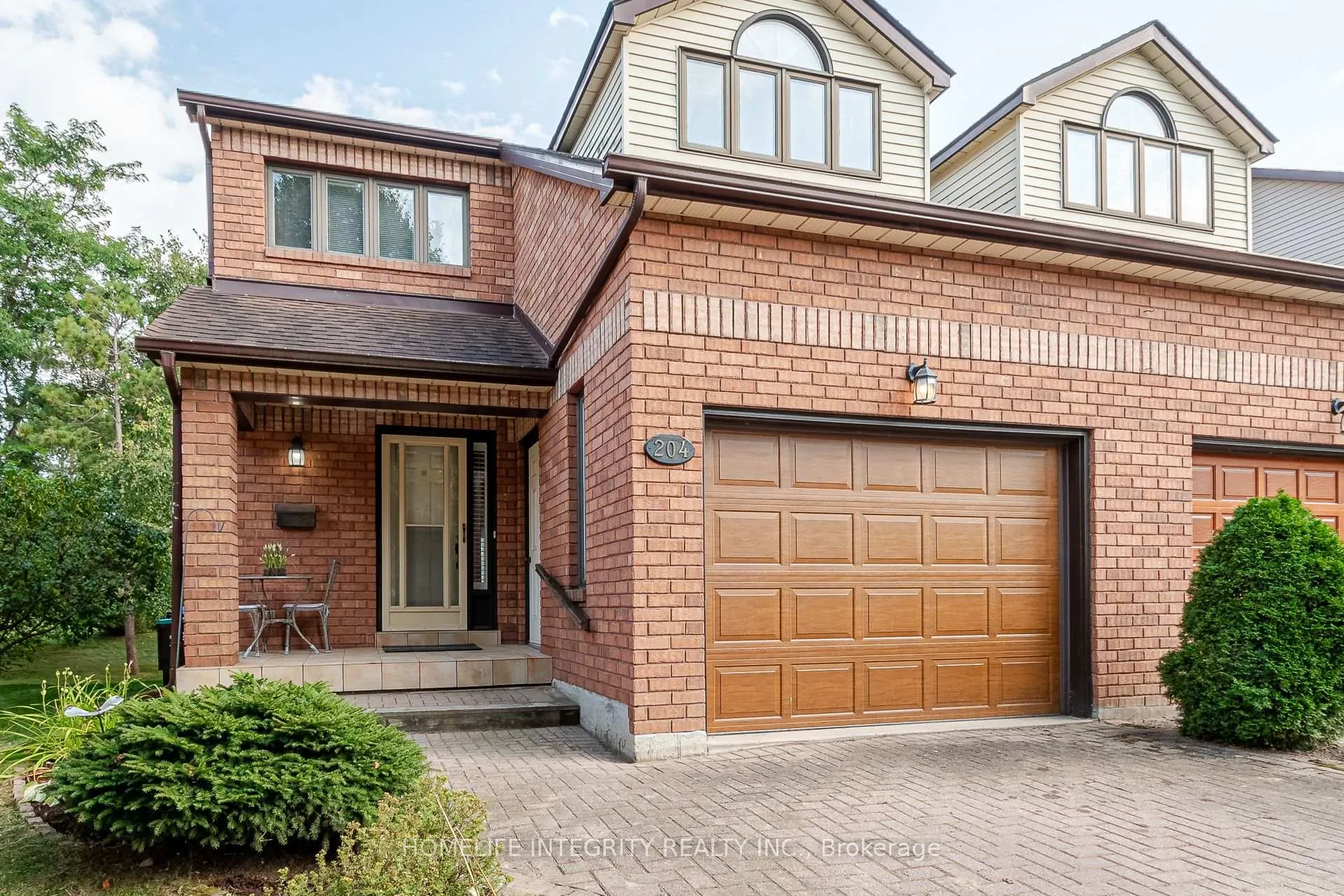 Photo 2 of 204 Greenbriar Road, New Tecumseth, Alliston — HOMEH
