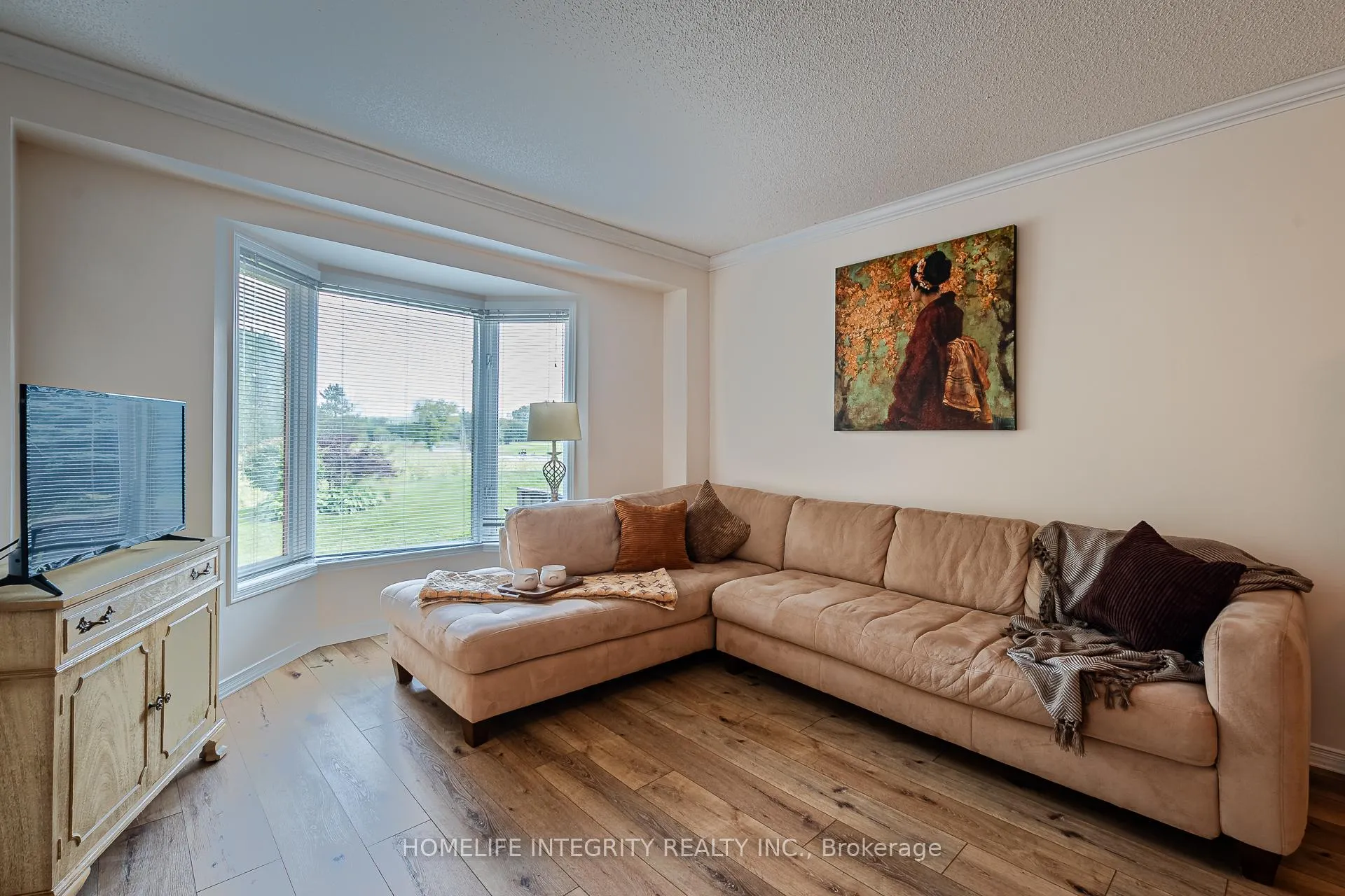 Photo 12 of 204 Greenbriar Road, New Tecumseth, Alliston — HOMEH