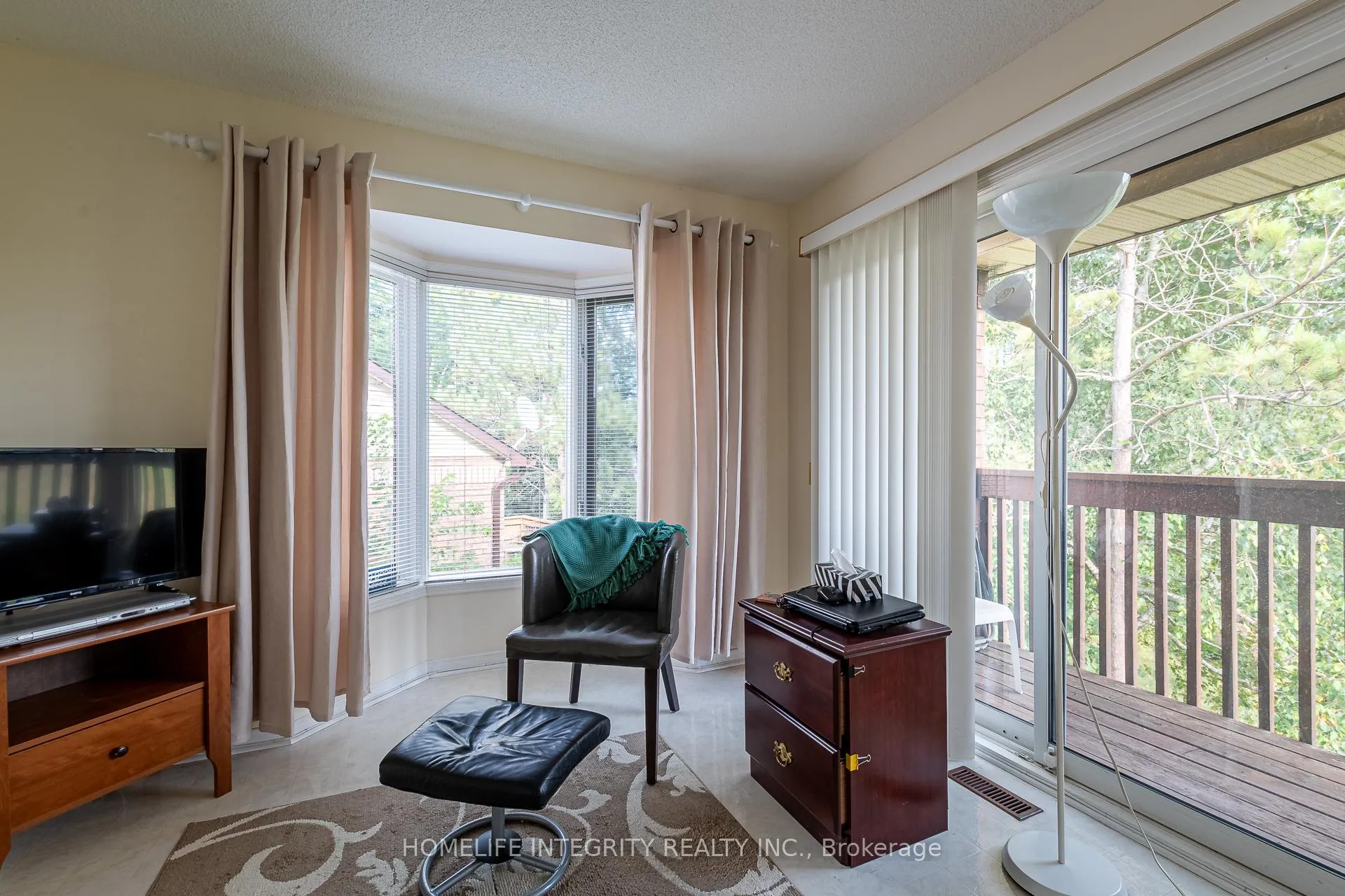 Photo 20 of 204 Greenbriar Road, New Tecumseth, Alliston — HOMEH