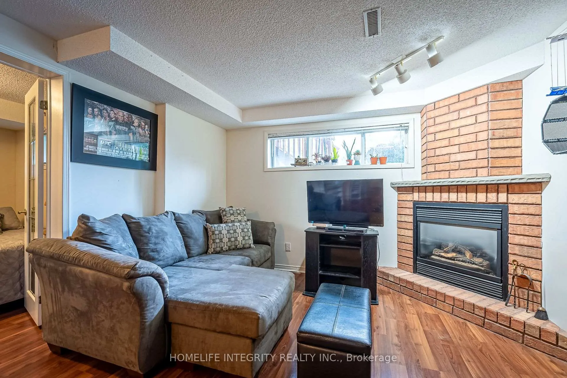 Photo 24 of 204 Greenbriar Road, New Tecumseth, Alliston — HOMEH