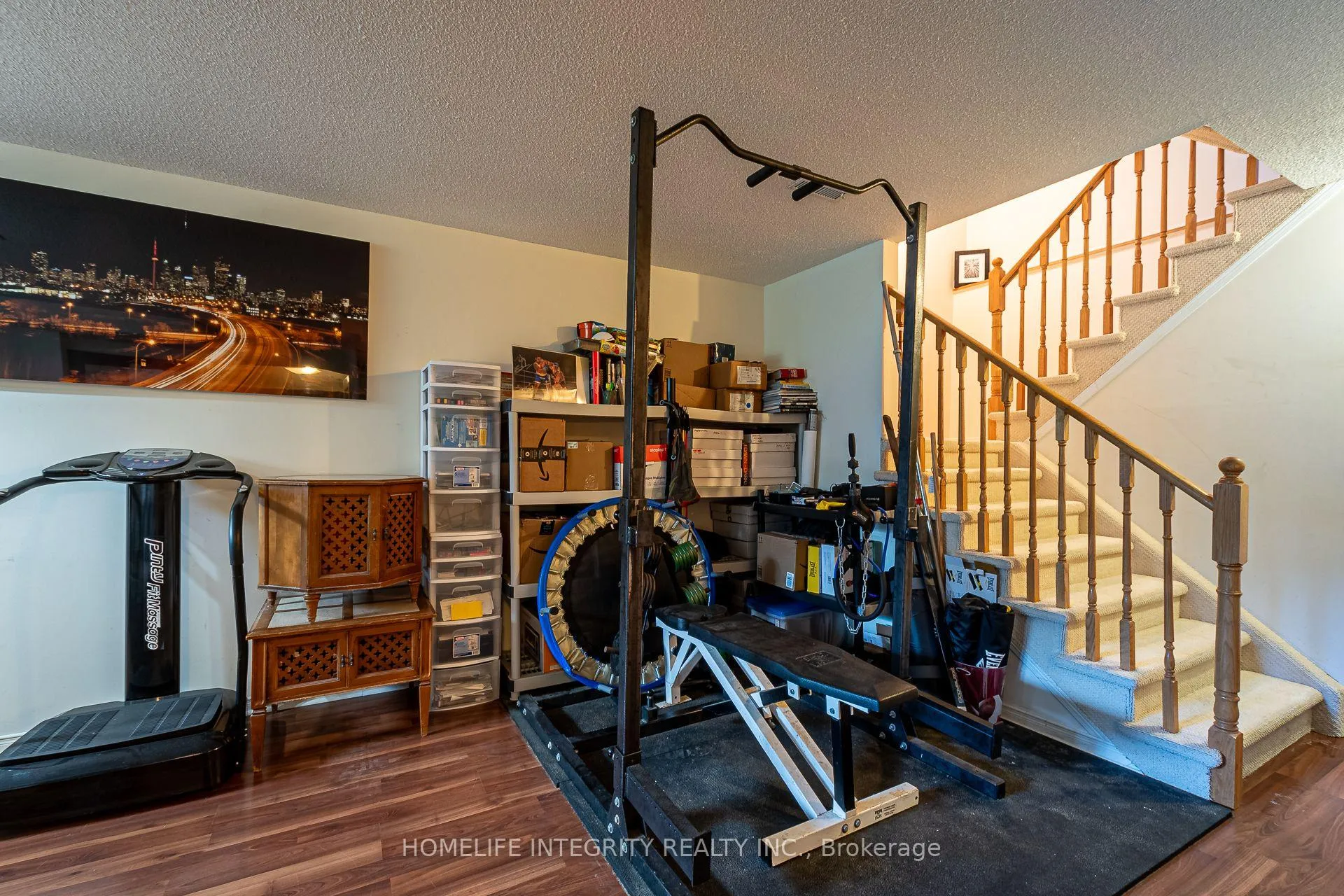 Photo 25 of 204 Greenbriar Road, New Tecumseth, Alliston — HOMEH