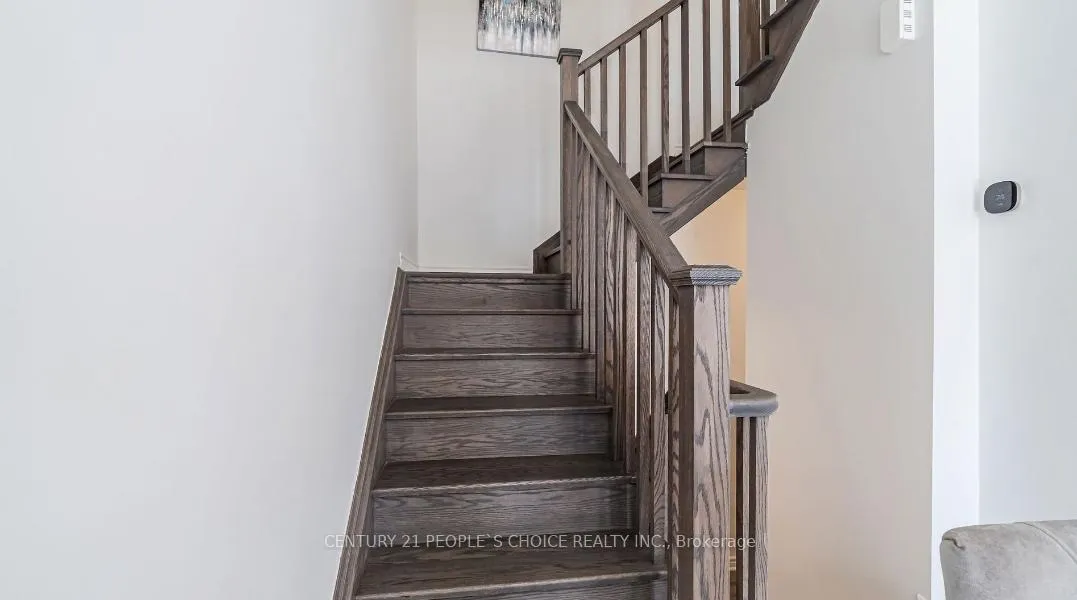Photo 18 of 10 Melmar Street, Brampton, Northwest Brampton — HOMEH
