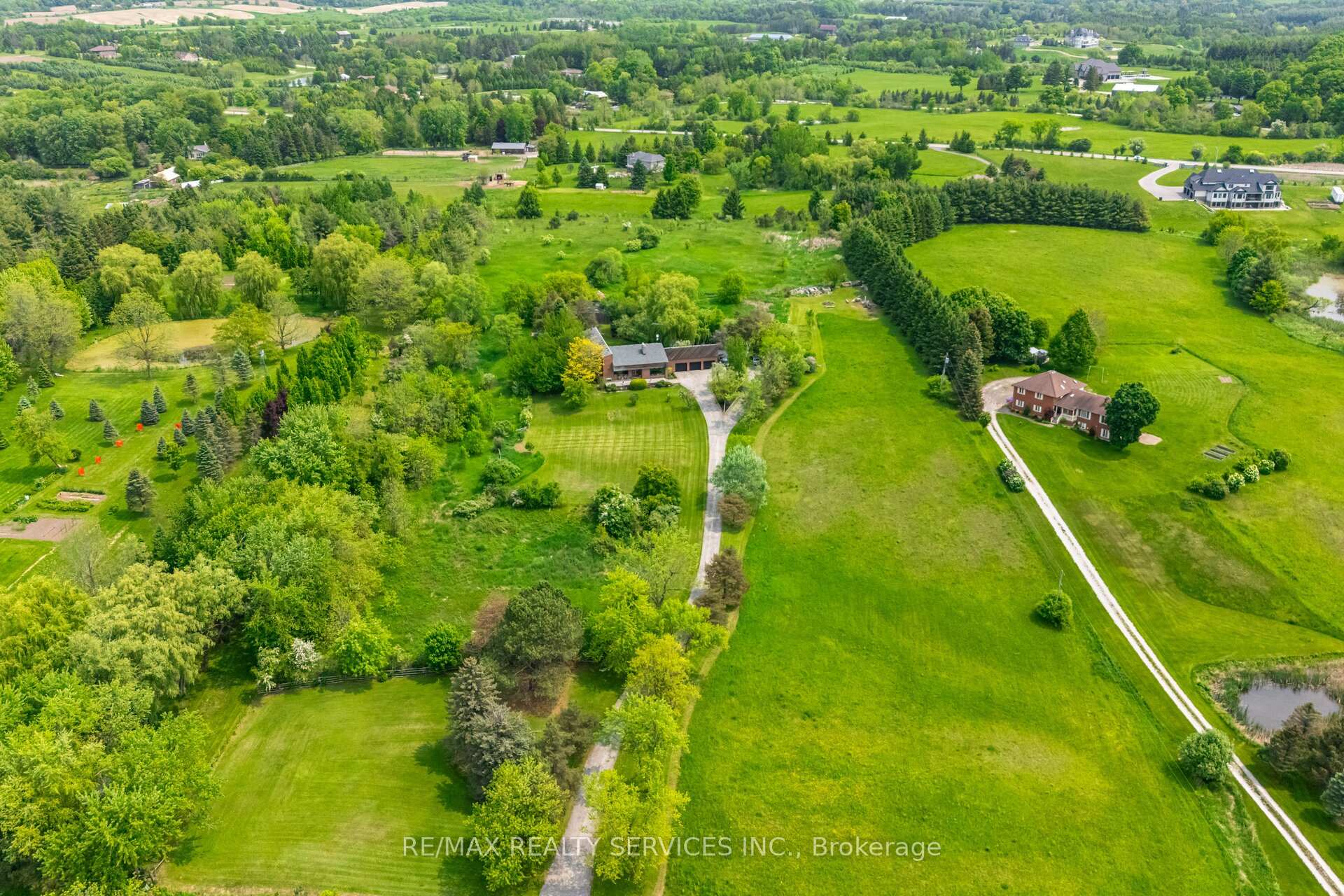 Photo 4 of 14467 Mount Pleasant Road, Caledon, Rural Caledon — HOMEH