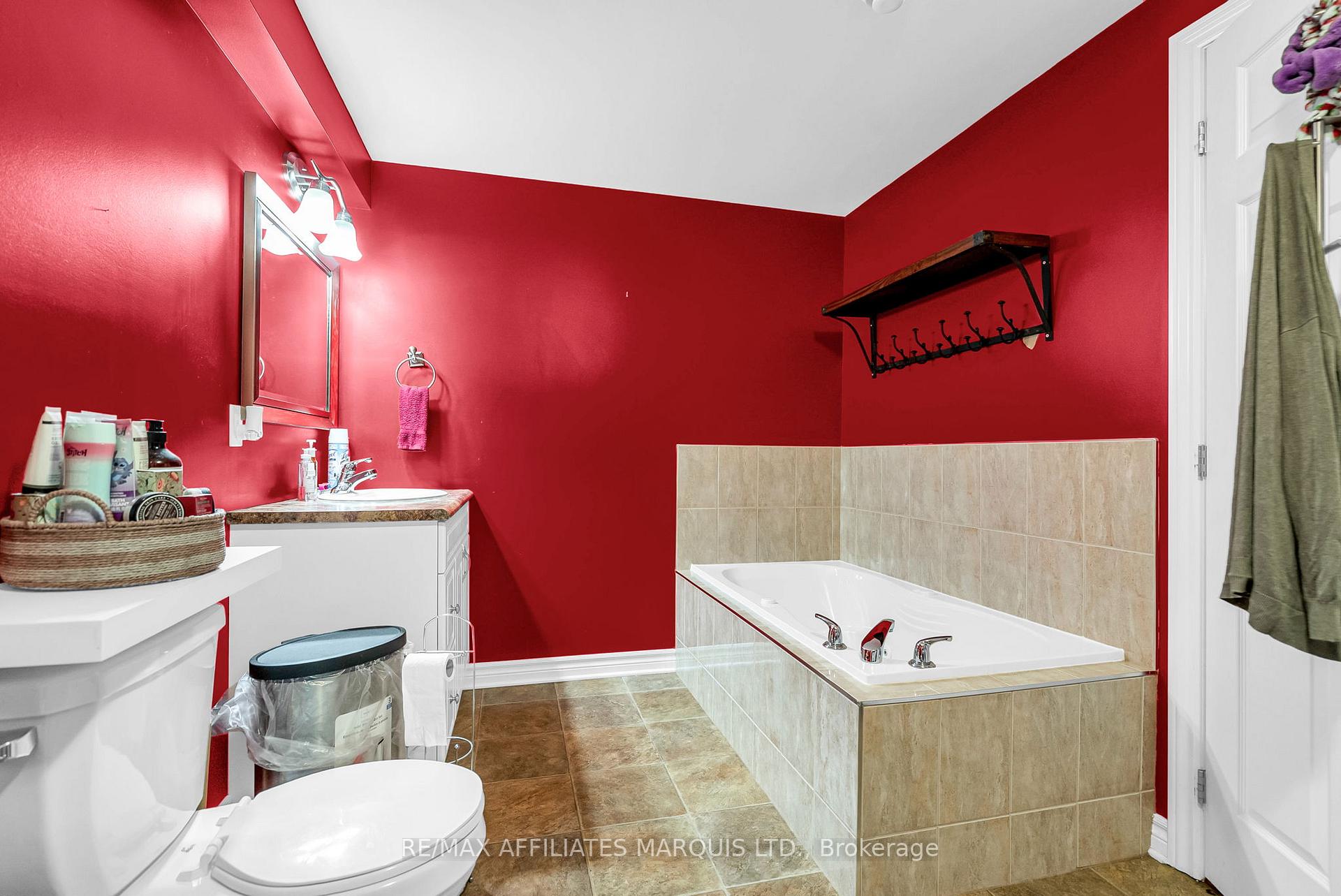 Photo 27 of 306 Ellen Avenue, Cornwall — HOMEH