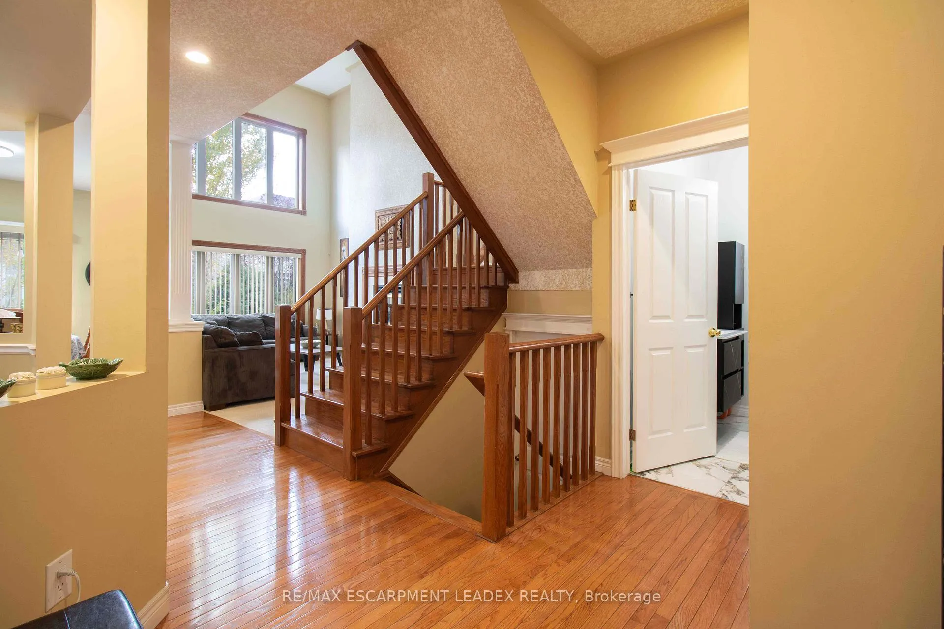 Photo 7 of Unit Main, 42 Holkham Avenue, Hamilton, Ancaster — HOMEH