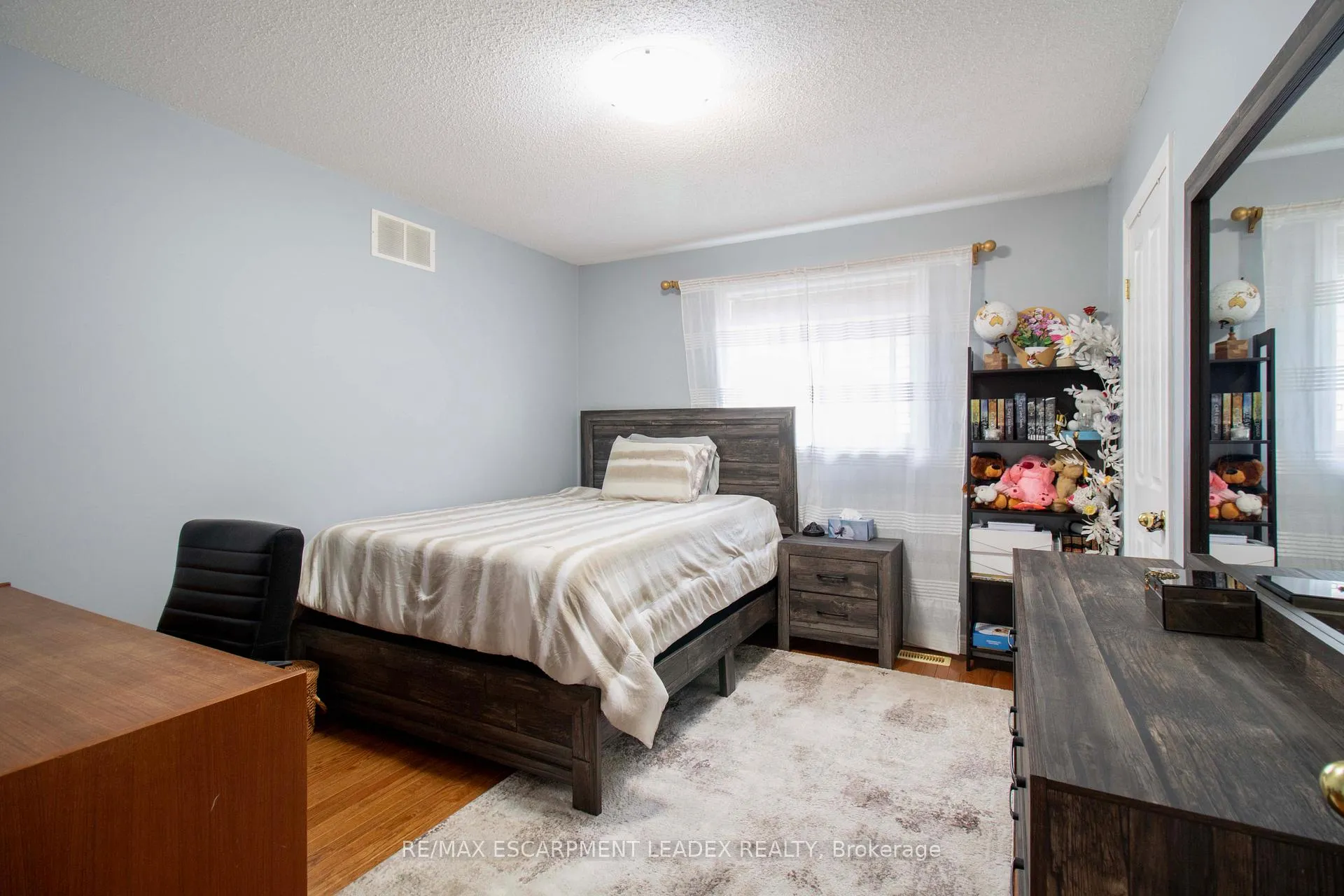 Photo 31 of Unit Main, 42 Holkham Avenue, Hamilton, Ancaster — HOMEH
