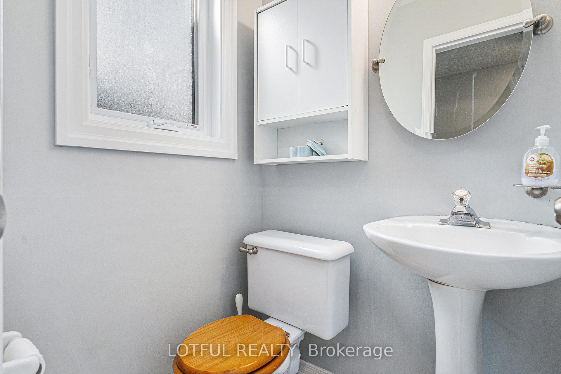 Photo 7 of 107 Queensbury Drive, Ottawa, Barrhaven - Longfields — HOMEH