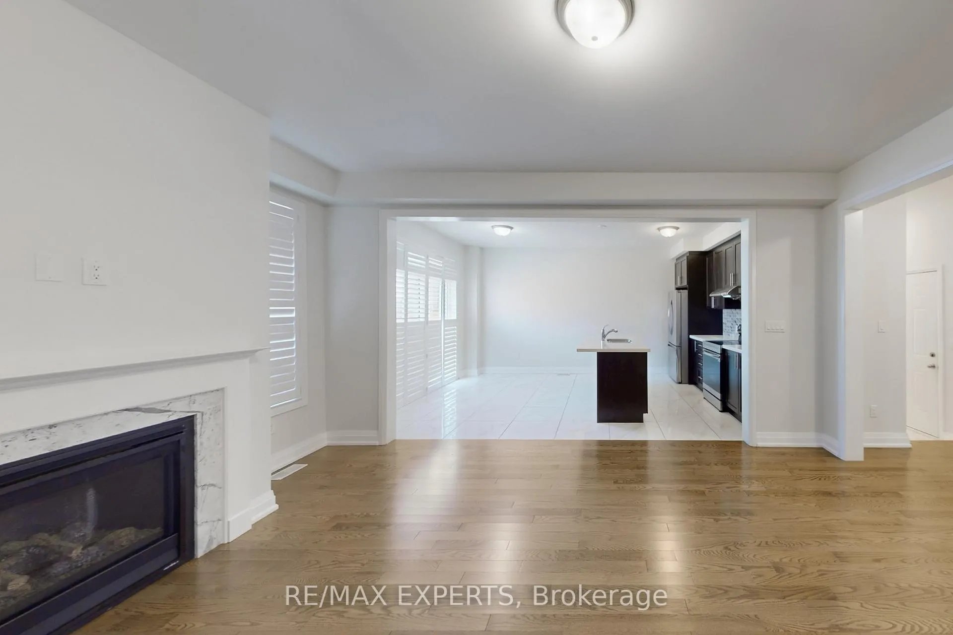 Photo 7 of 3 Trellanock Road, Brampton, Bram West — HOMEH