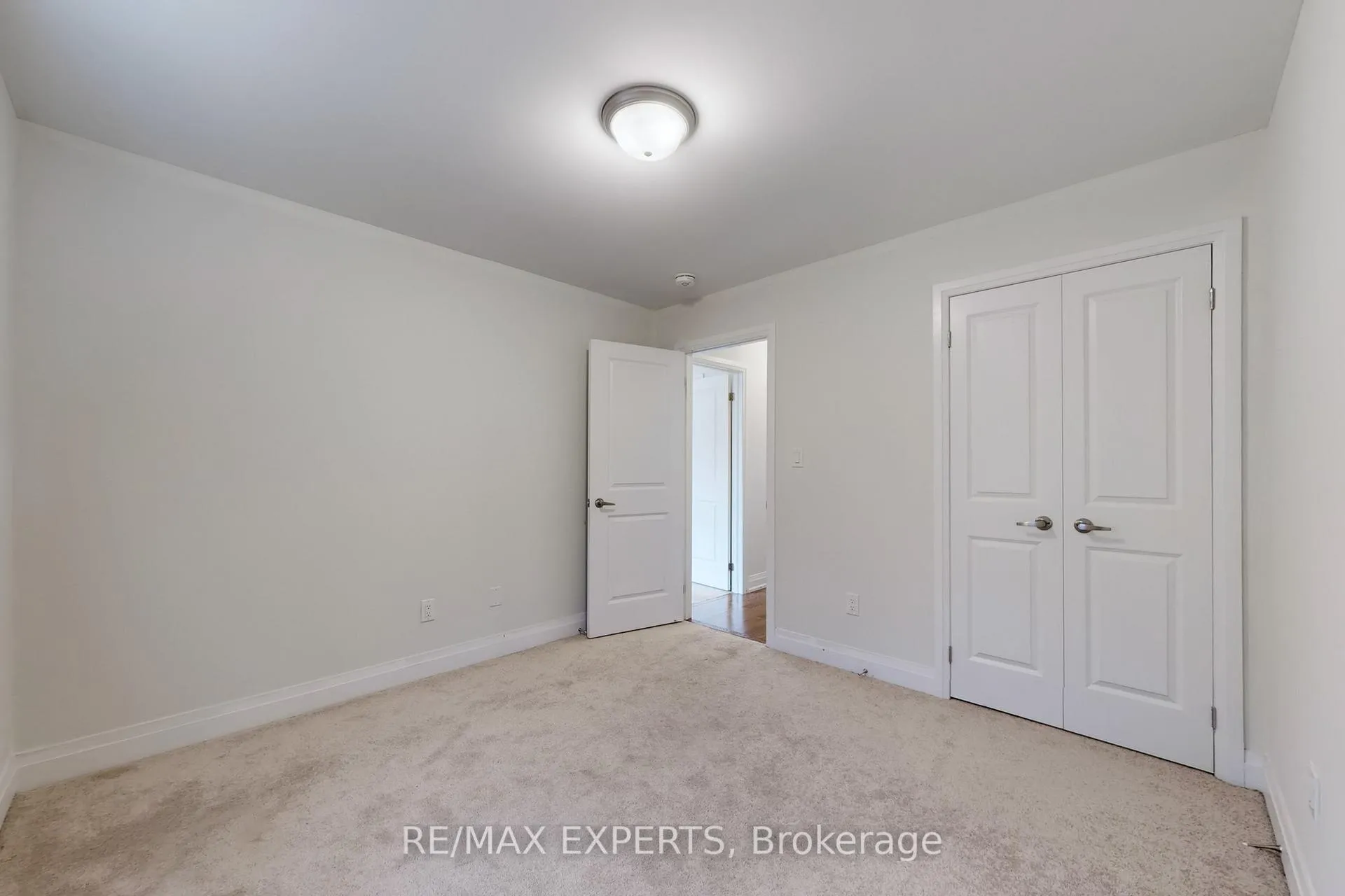 Photo 24 of 3 Trellanock Road, Brampton, Bram West — HOMEH
