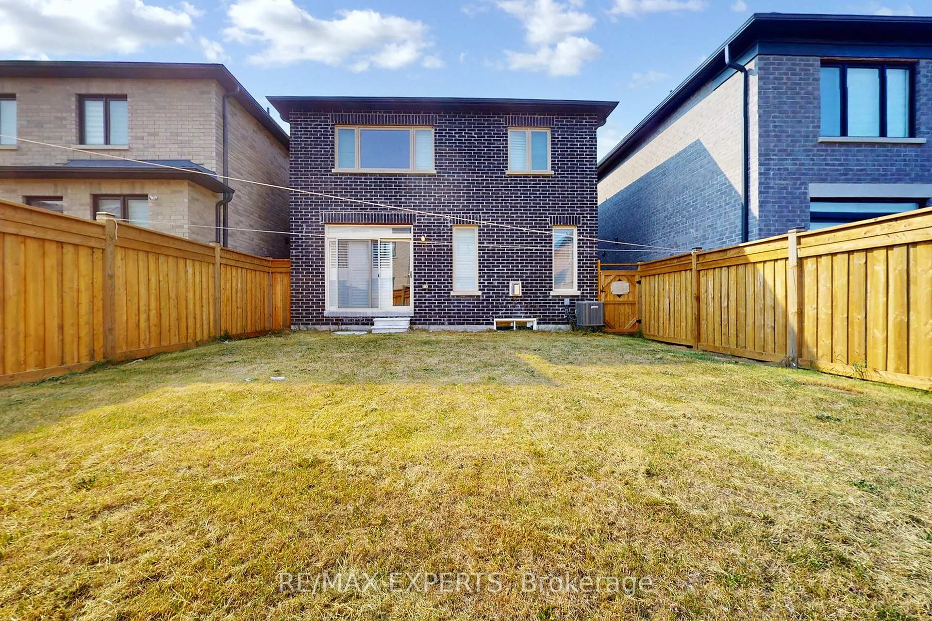 Photo 39 of 3 Trellanock Road, Brampton, Bram West — HOMEH
