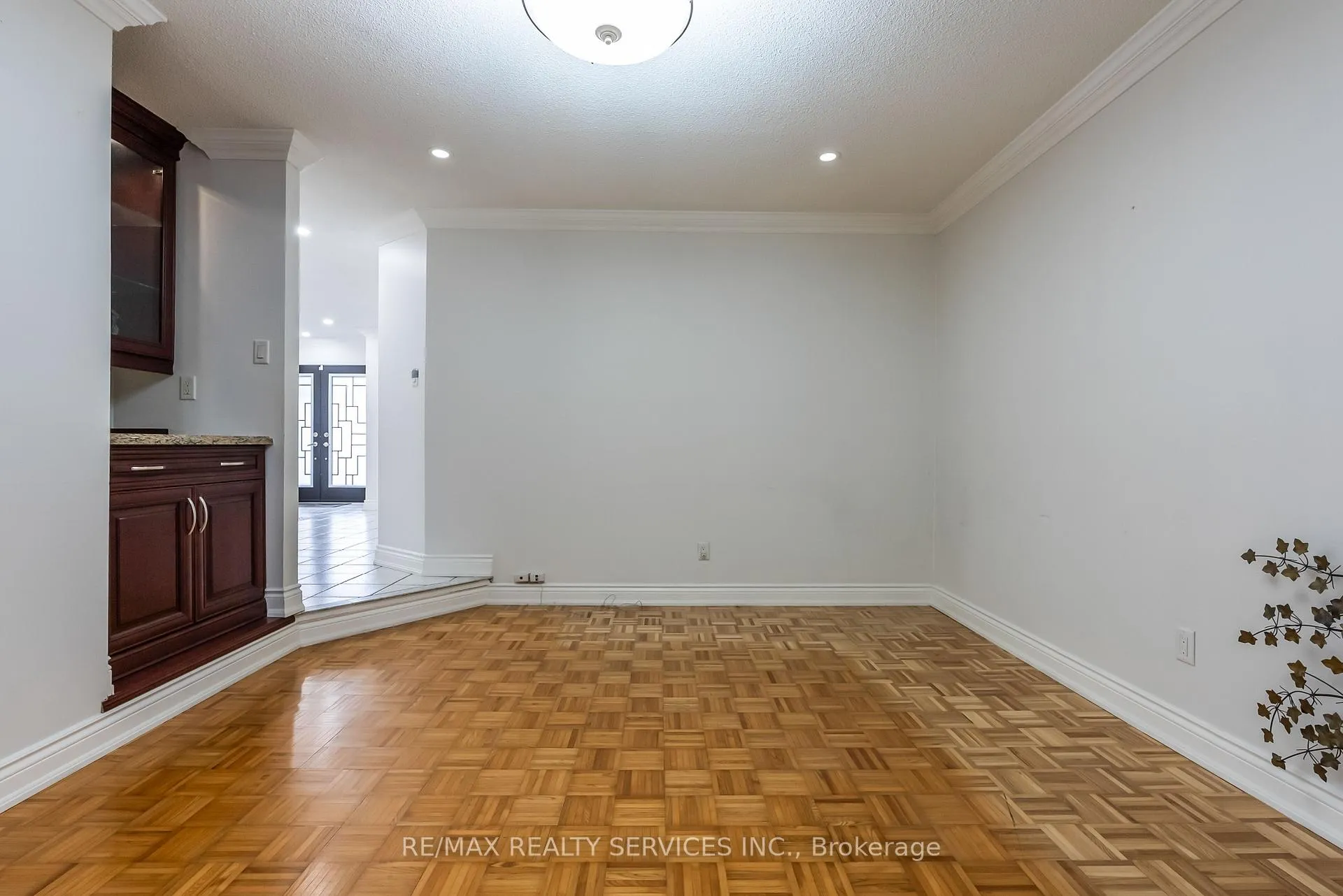Photo 11 of 377 Ray Lawson Boulevard, Brampton, Fletcher's Creek South — HOMEH