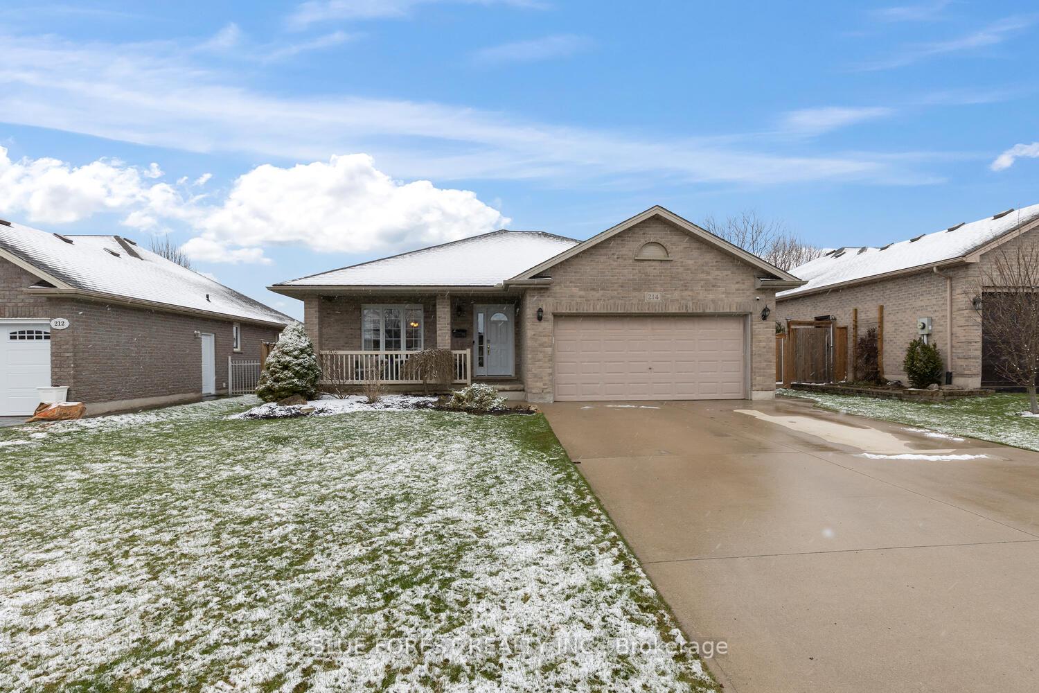 Photo 1 of 214 Jonathan Way, Central Elgin, Belmont — HOMEH