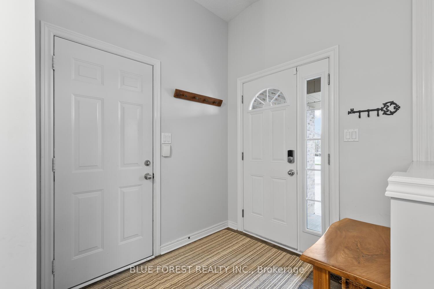 Photo 7 of 214 Jonathan Way, Central Elgin, Belmont — HOMEH