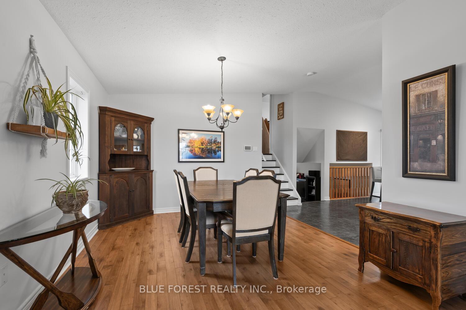 Photo 11 of 214 Jonathan Way, Central Elgin, Belmont — HOMEH