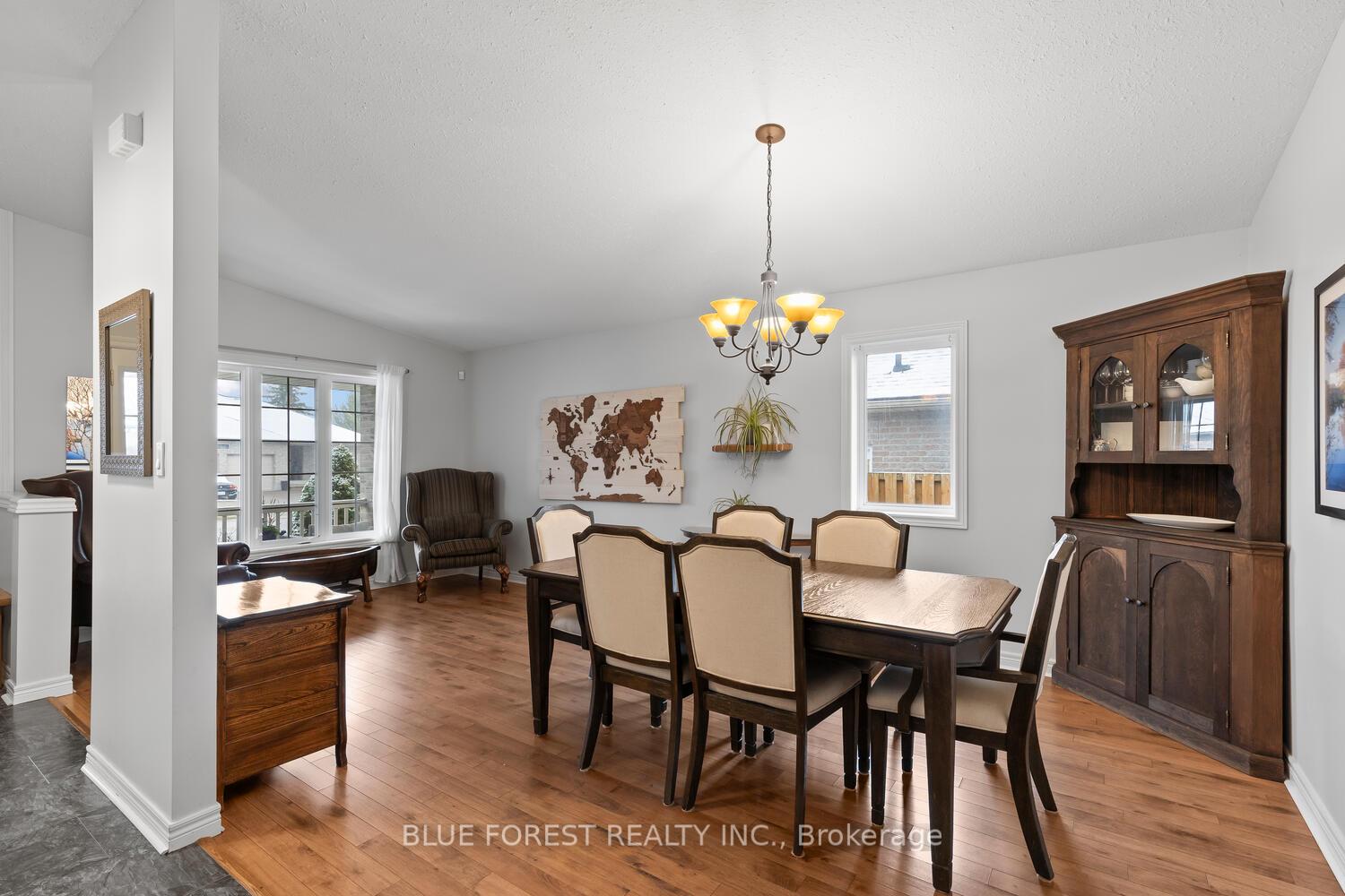 Photo 12 of 214 Jonathan Way, Central Elgin, Belmont — HOMEH