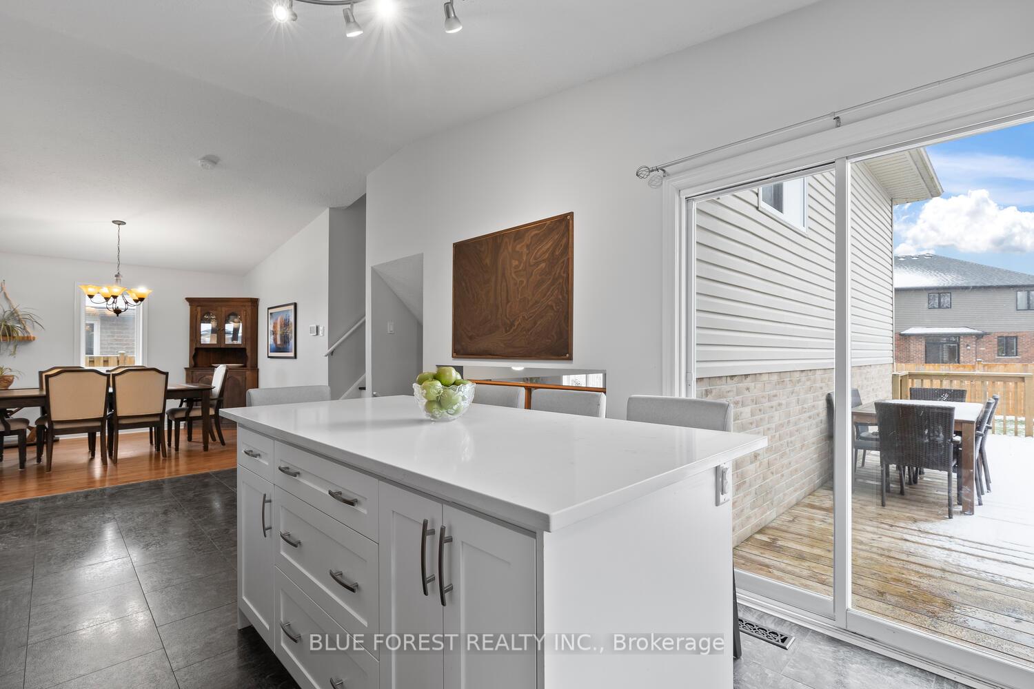 Photo 20 of 214 Jonathan Way, Central Elgin, Belmont — HOMEH