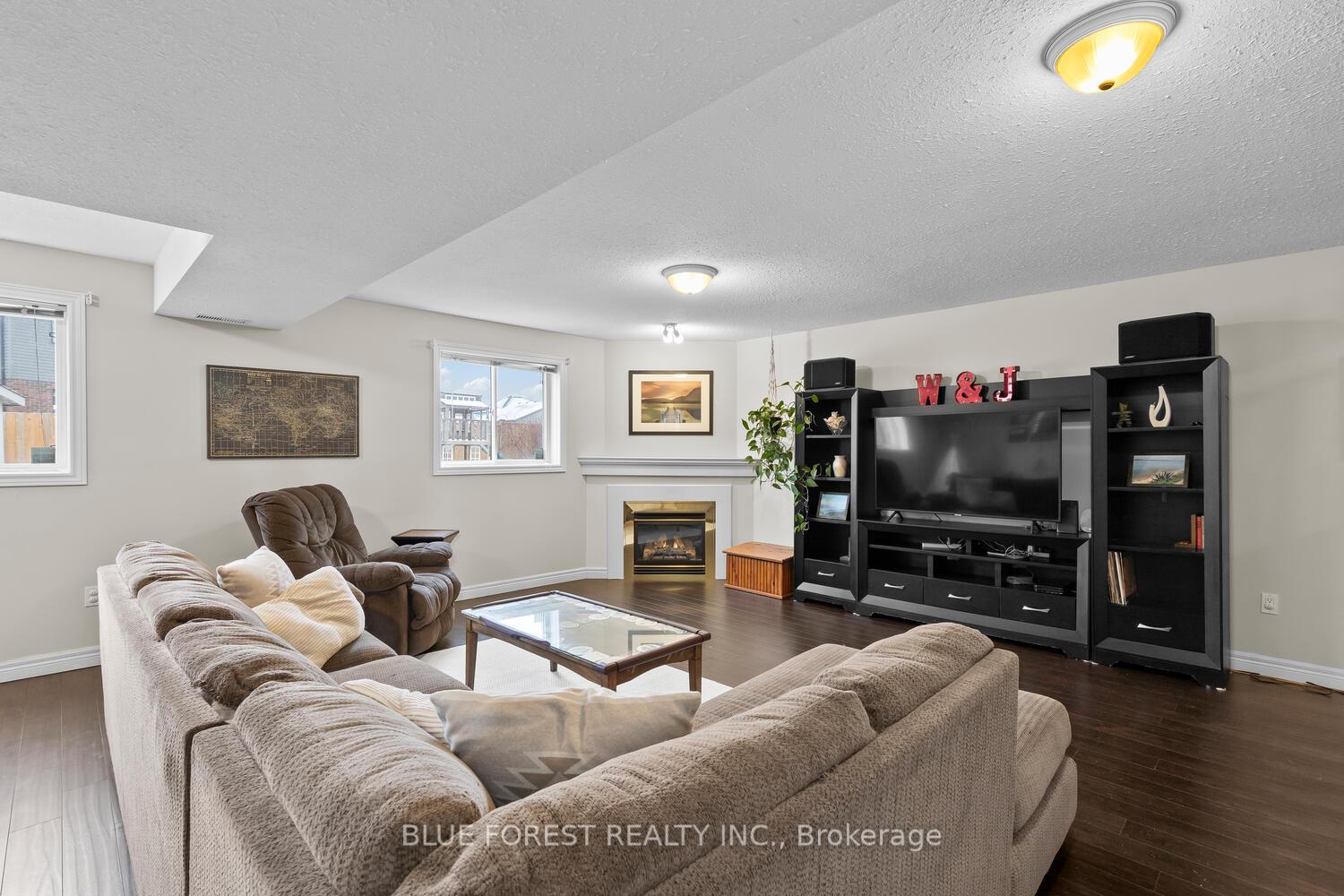 Photo 32 of 214 Jonathan Way, Central Elgin, Belmont — HOMEH