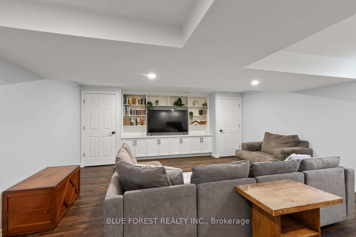 Photo 37 of 214 Jonathan Way, Central Elgin, Belmont — HOMEH