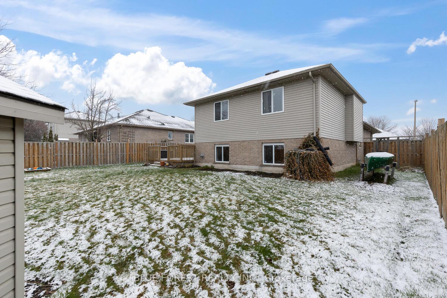 Photo 45 of 214 Jonathan Way, Central Elgin, Belmont — HOMEH