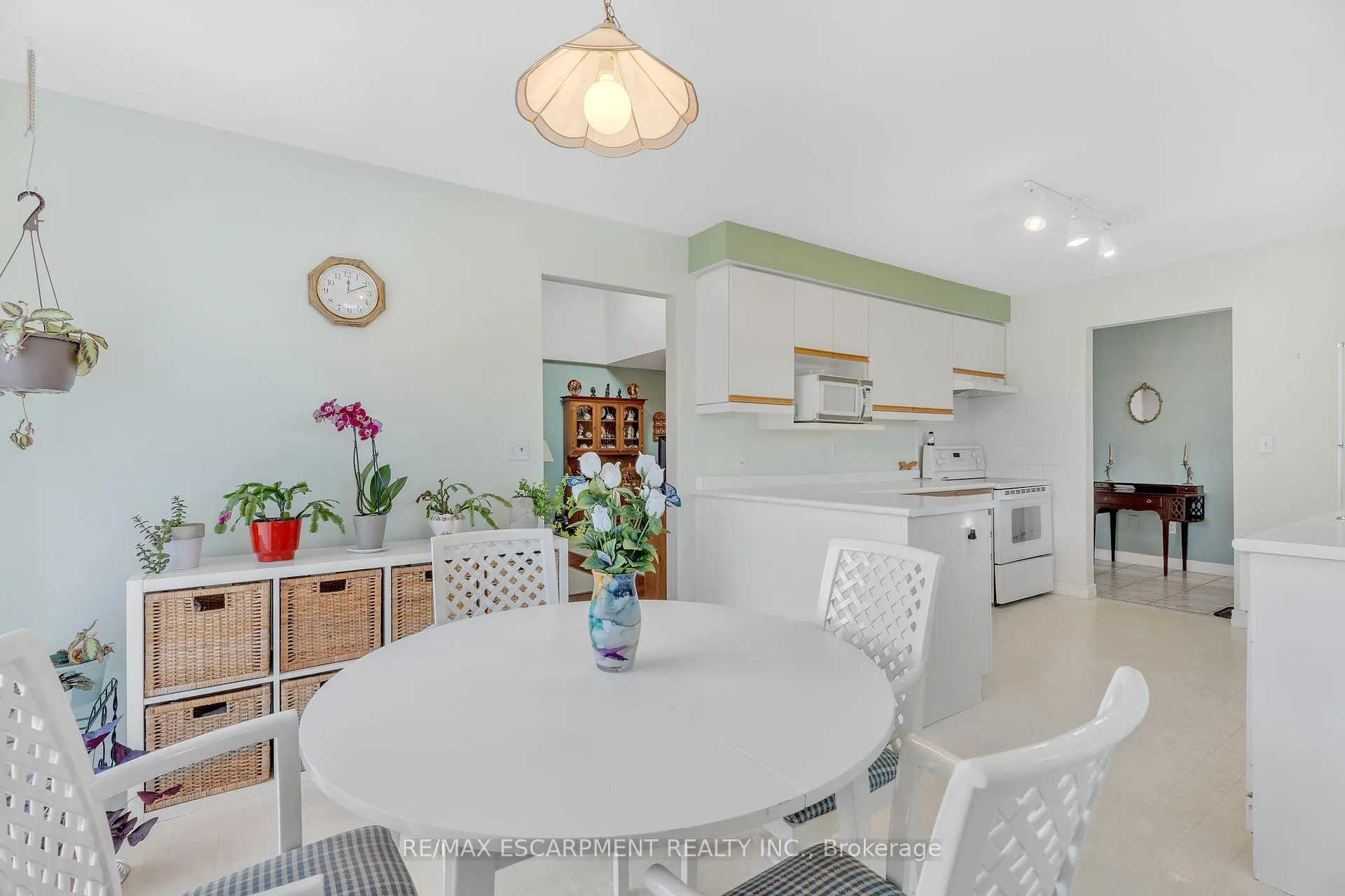 Photo 19 of Unit 32, 810 Golf Links Road, Hamilton, Ancaster — HOMEH