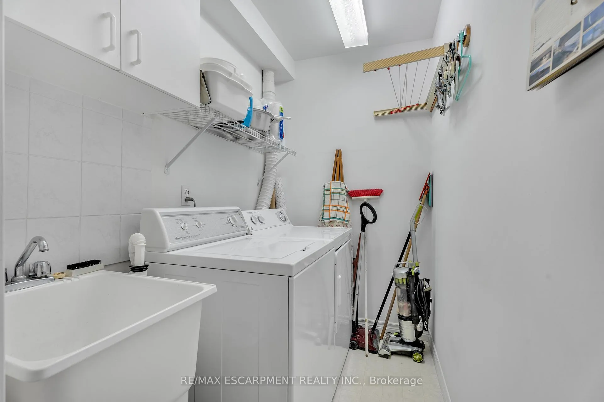 Photo 21 of Unit 32, 810 Golf Links Road, Hamilton, Ancaster — HOMEH
