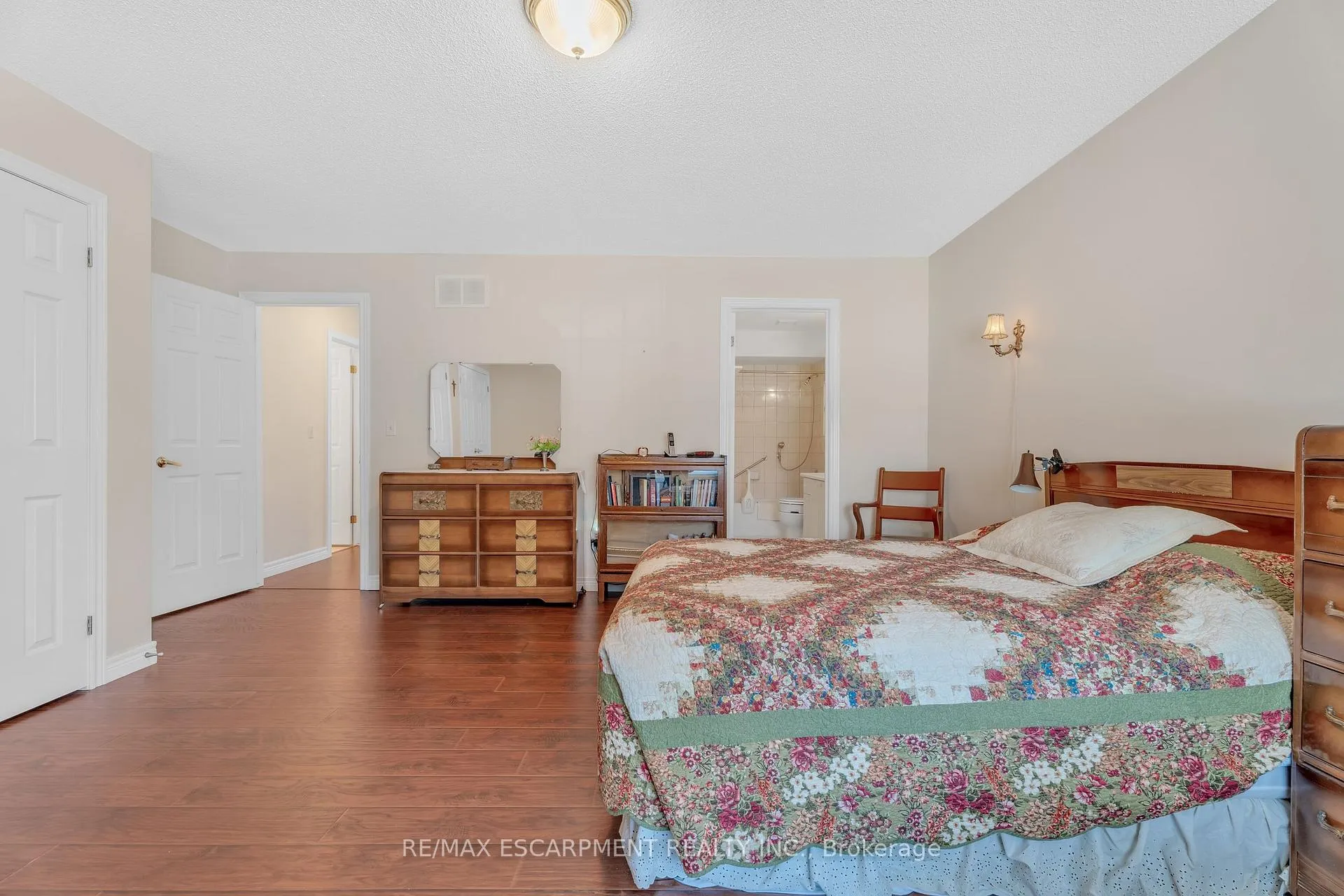 Photo 24 of Unit 32, 810 Golf Links Road, Hamilton, Ancaster — HOMEH