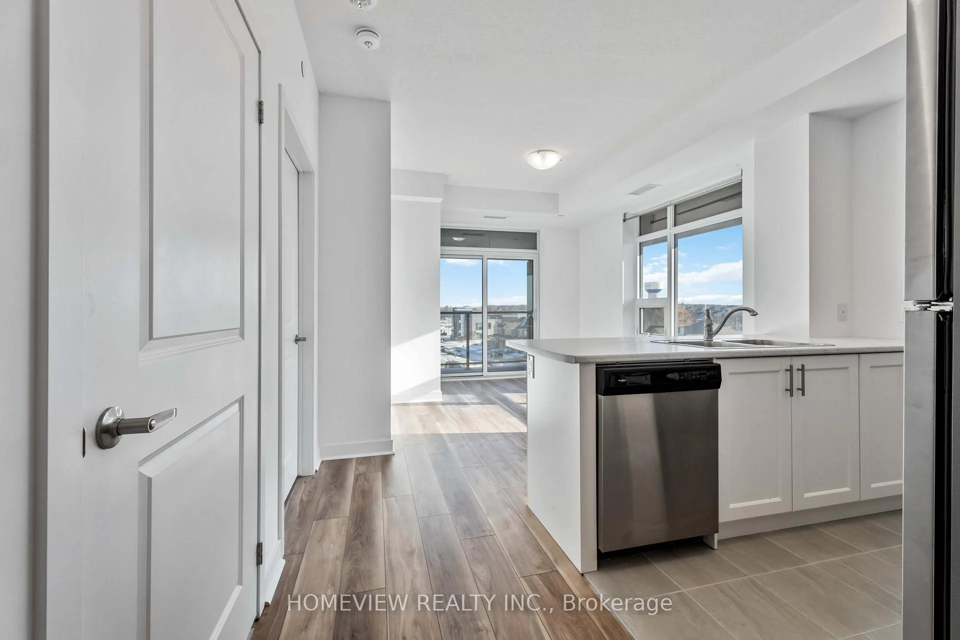 Photo 6 of Unit 428, 460 Dundas Street E, Hamilton, Waterdown — HOMEH