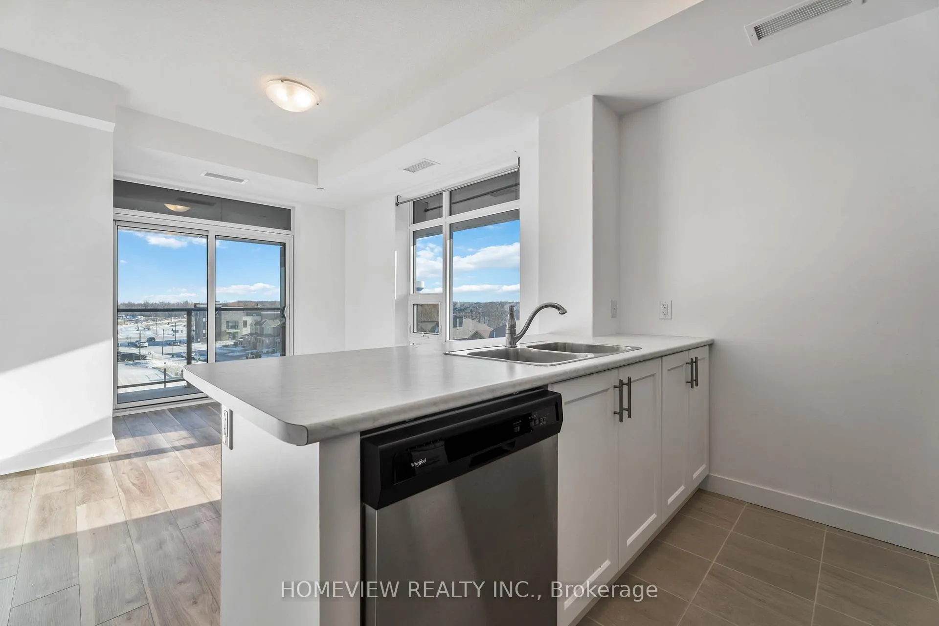 Photo 7 of Unit 428, 460 Dundas Street E, Hamilton, Waterdown — HOMEH