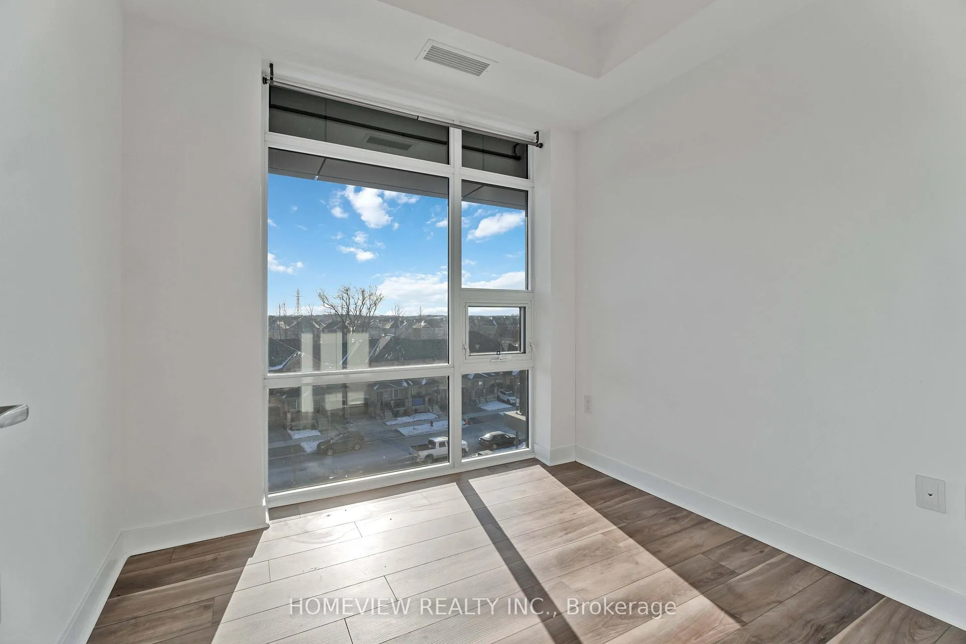 Photo 12 of Unit 428, 460 Dundas Street E, Hamilton, Waterdown — HOMEH