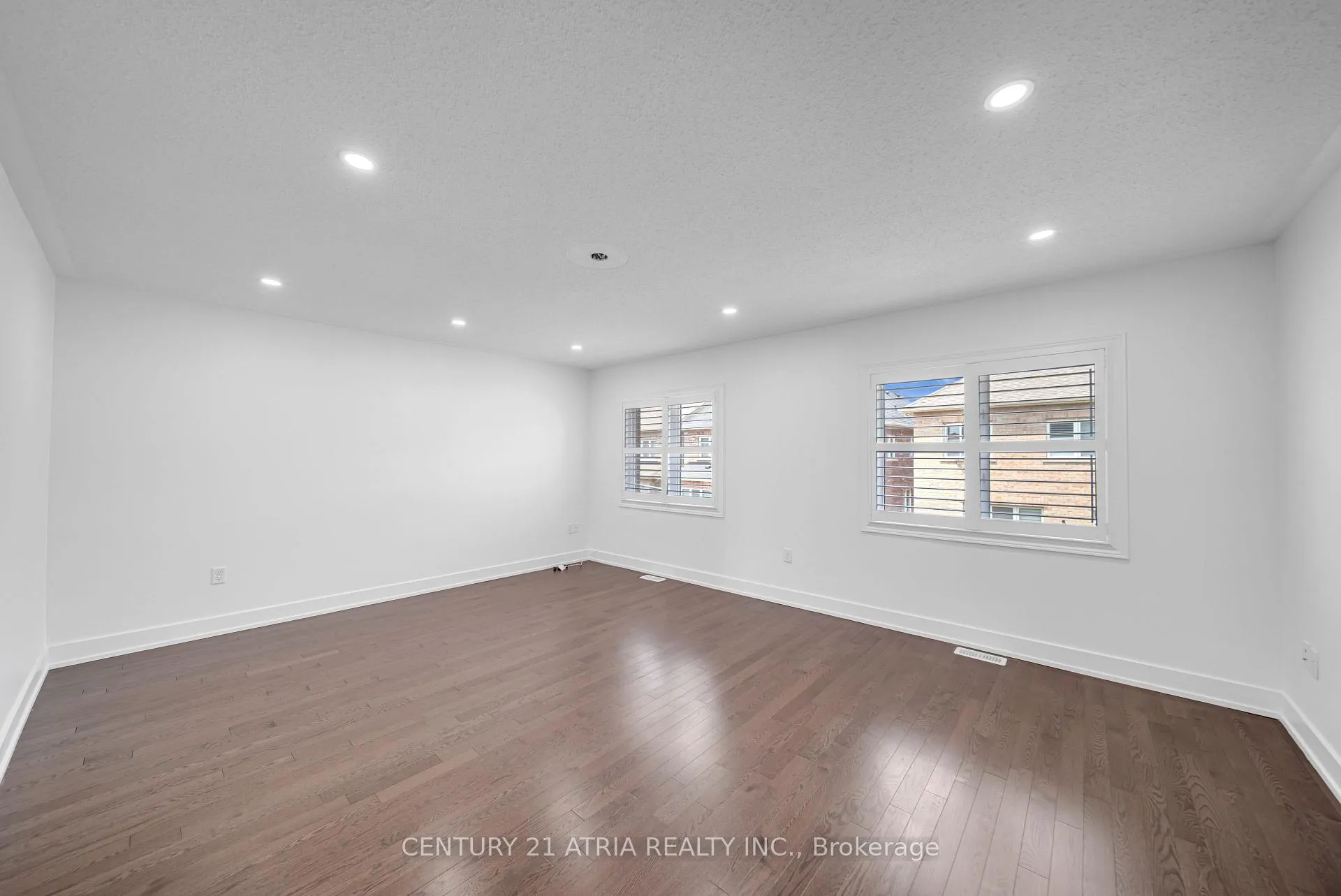Photo 23 of 8 Pellegrino Road, Brampton, Northwest Brampton — HOMEH