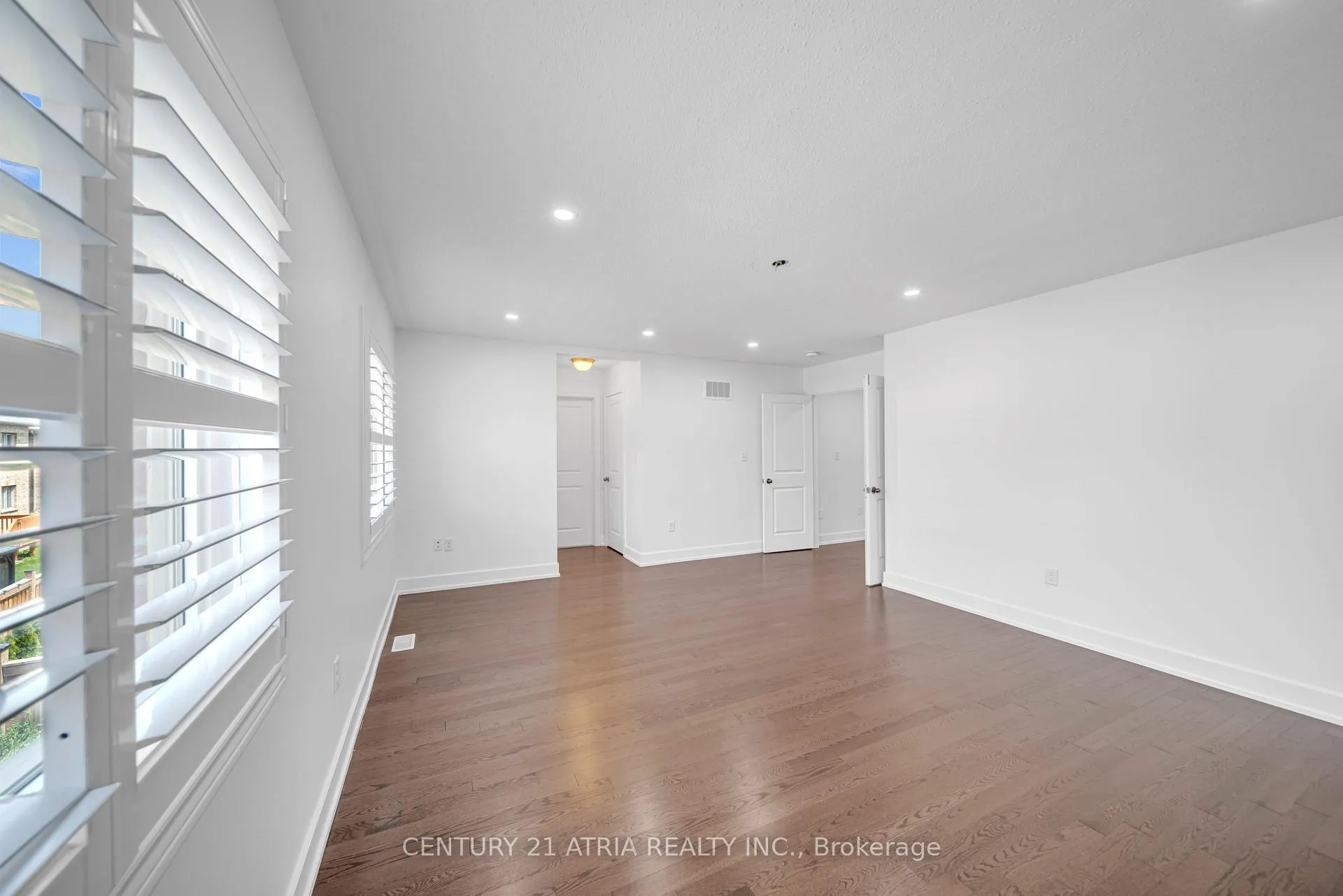 Photo 24 of 8 Pellegrino Road, Brampton, Northwest Brampton — HOMEH